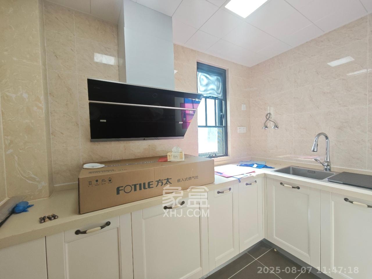 万科金域华府三四期  4室2厅2卫    3000.0元/月 万科金域华府三四期  4室2厅2卫    3000.0元/月室内图