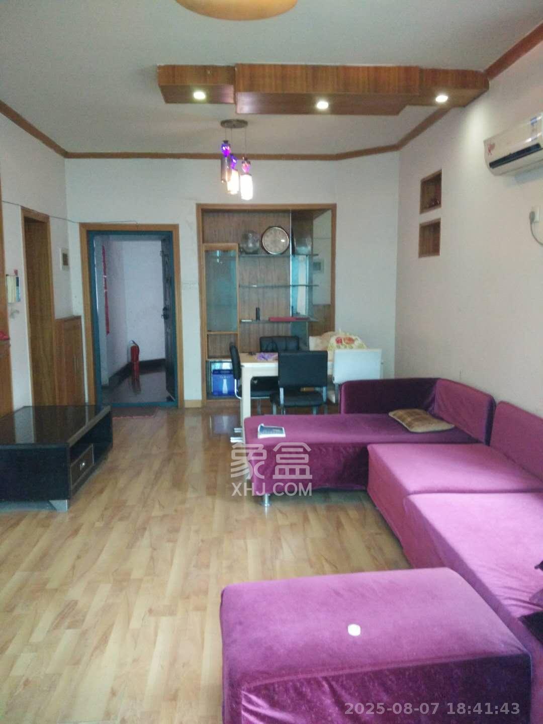 颐美园 1室1厅1卫 600.0元/月 颐美园 1室1厅1卫 600.0元/月室内图