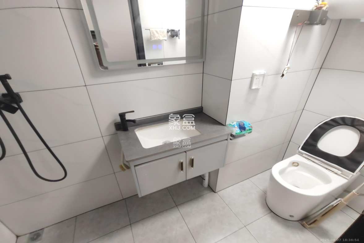 保利麓谷林语I区 1室1厅1卫 1480.0元/月 保利麓谷林语I区 1室1厅1卫 1480.0元/月室内图