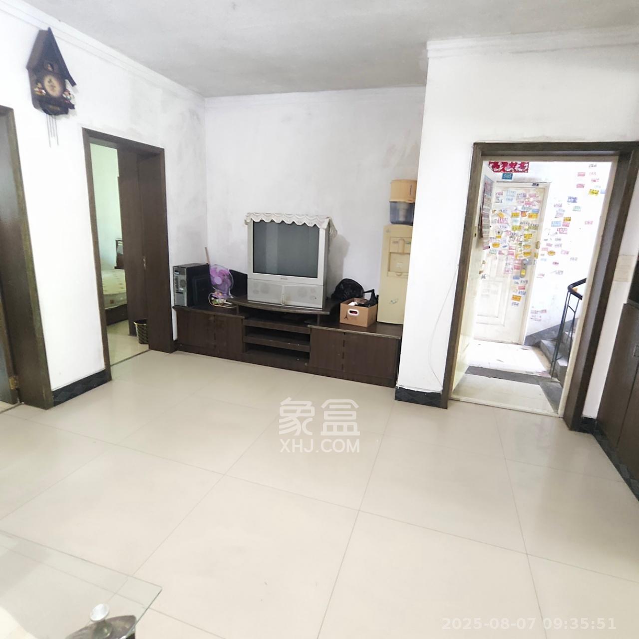 中南汽车世界 2室2厅1卫 1000.0元/月 中南汽车世界 2室2厅1卫 1000.0元/月室内图