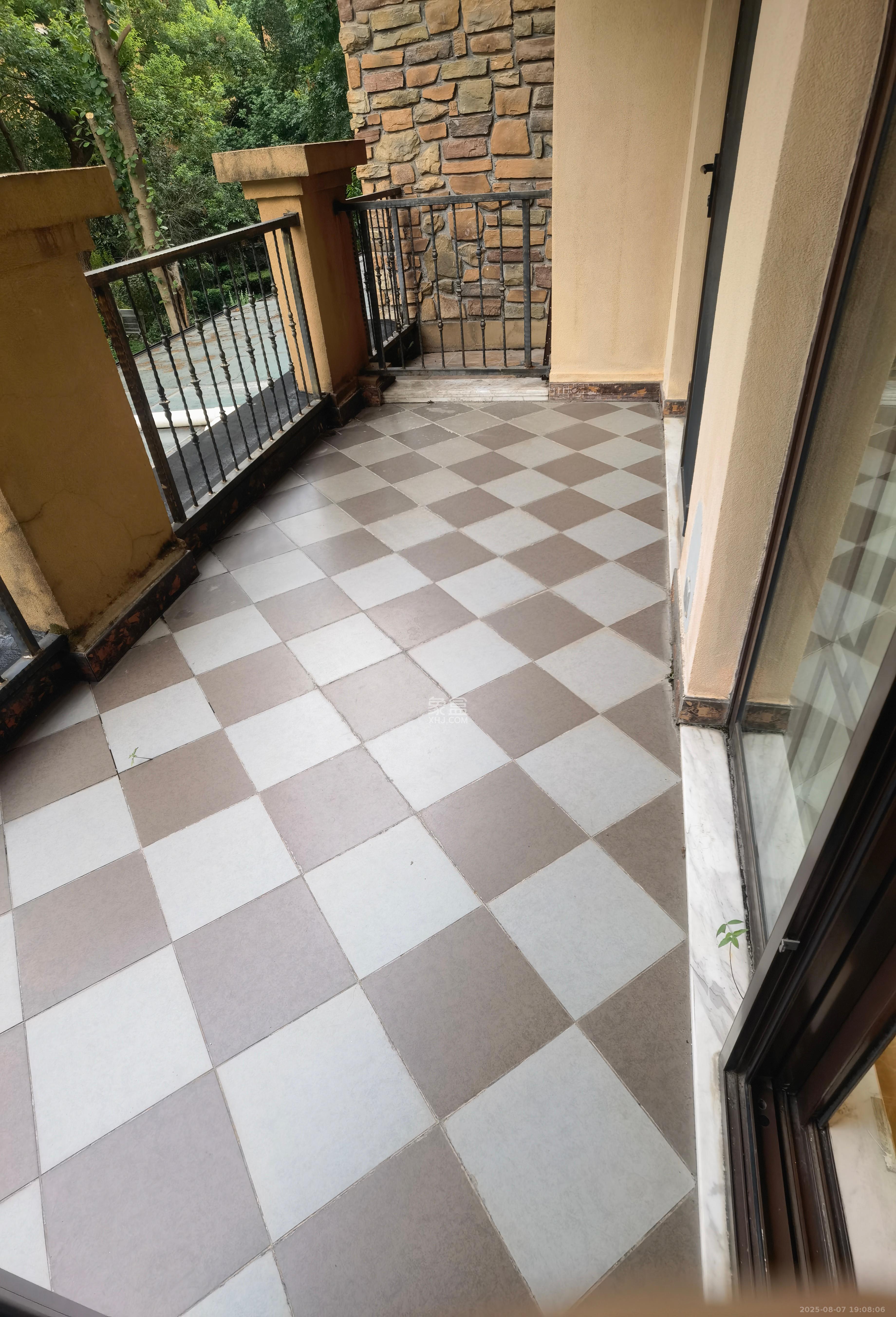 融科檀香山（融科紫檀、香山国际）  4室2厅2卫    10000.0元/月室内图