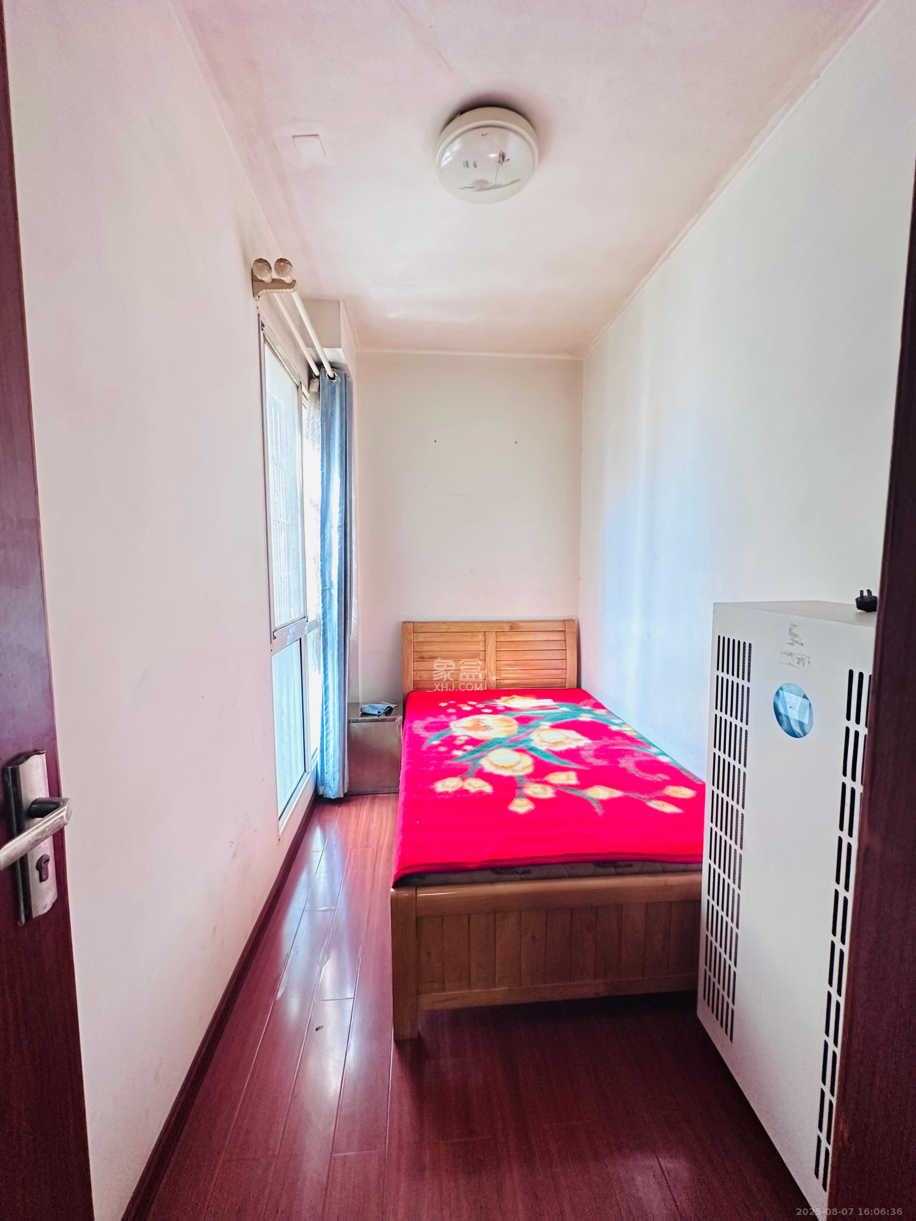 明天一城  3室2厅1卫    1500.0元/月室内图