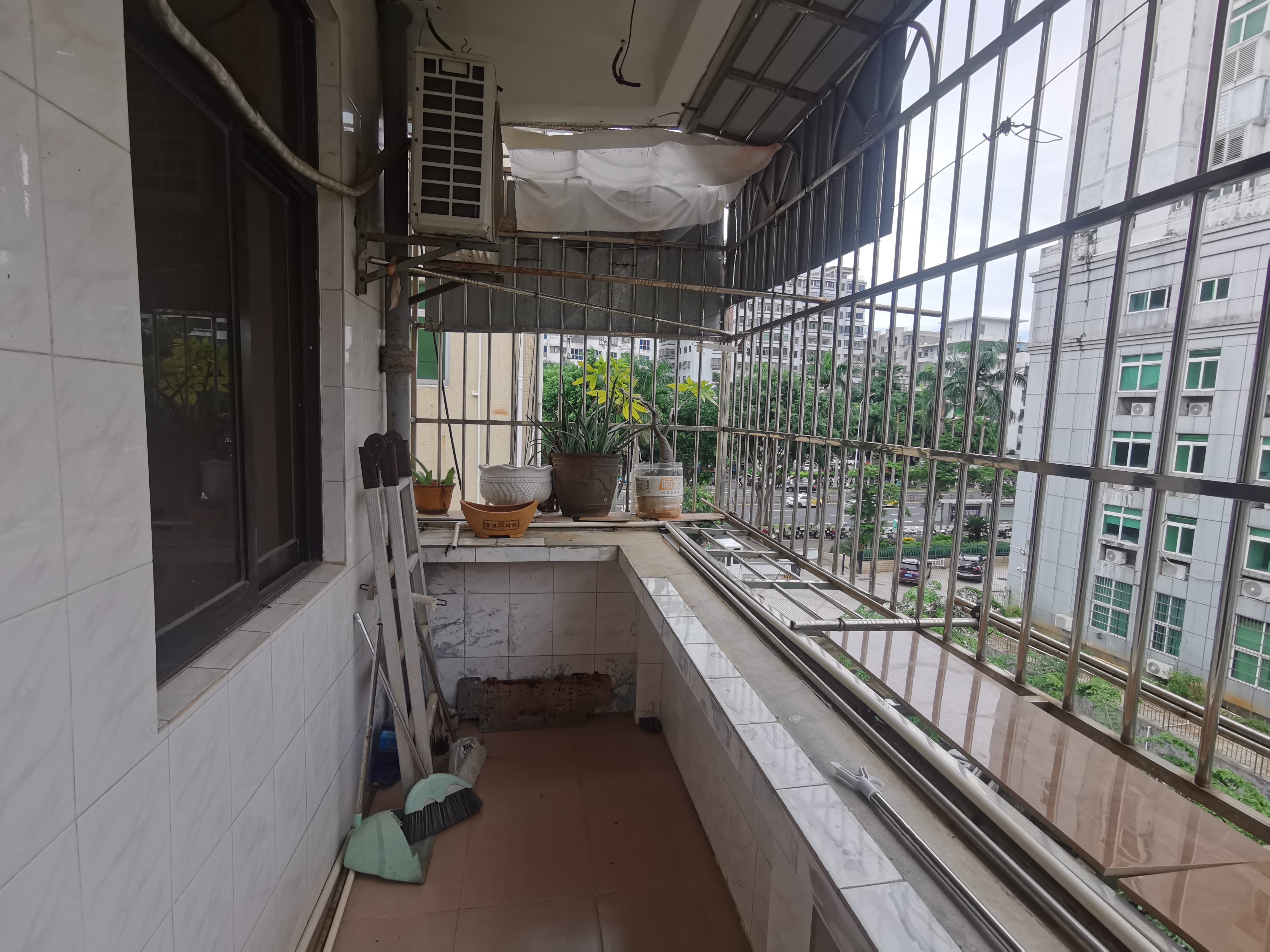海府电信宿舍（海府路34号）  3室2厅1卫   2100.00元/月室内图