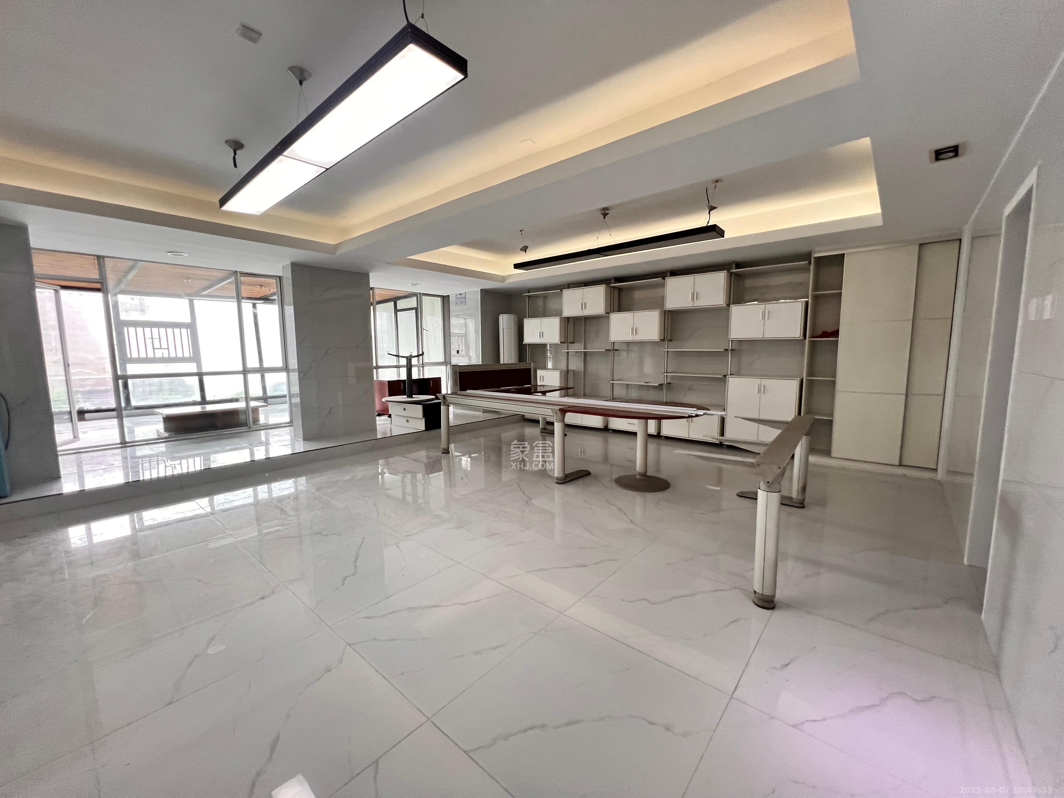 上河国际A座 5室2厅1卫 24000.0元/月 上河国际A座 5室2厅1卫 24000.0元/月室内图