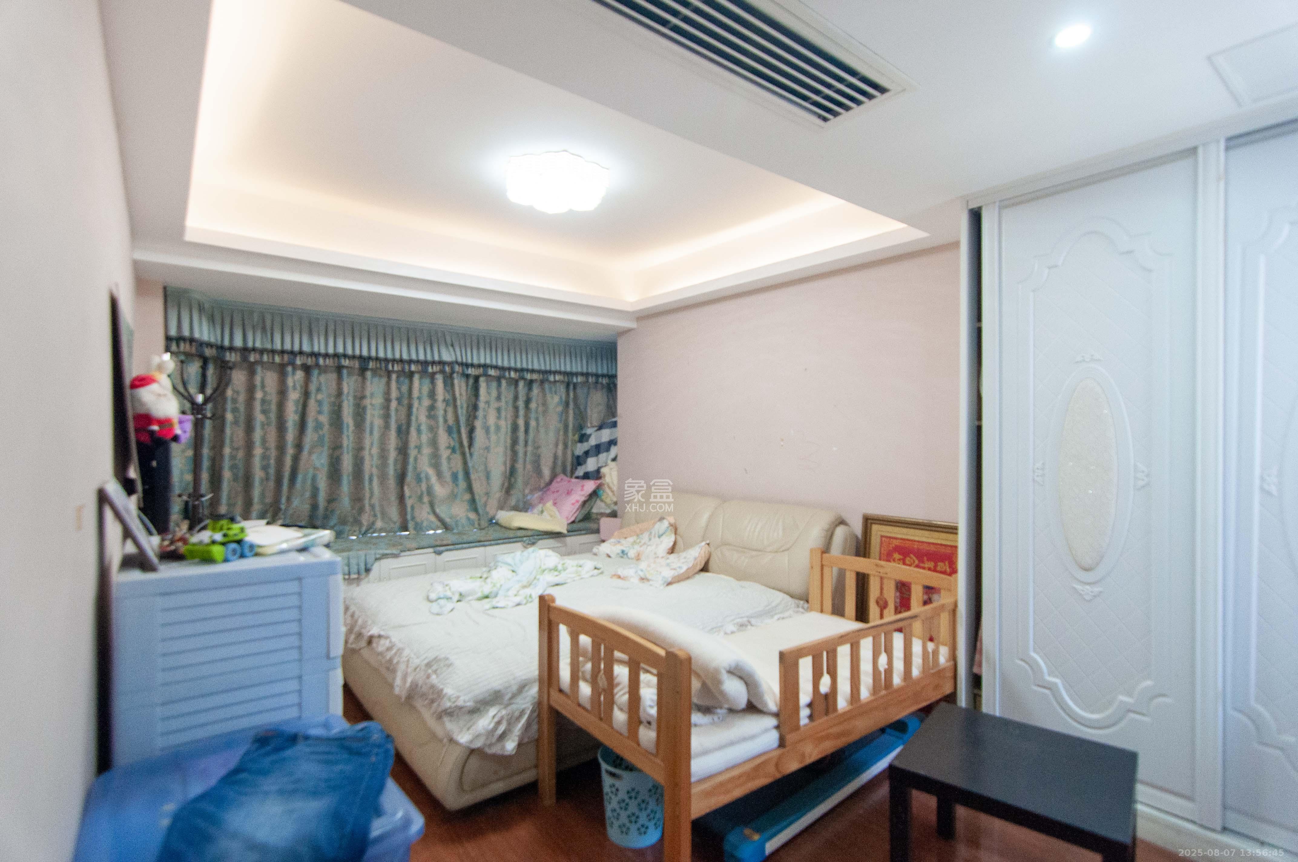 湘腾琴岛  4室2厅2卫    135.0万其他