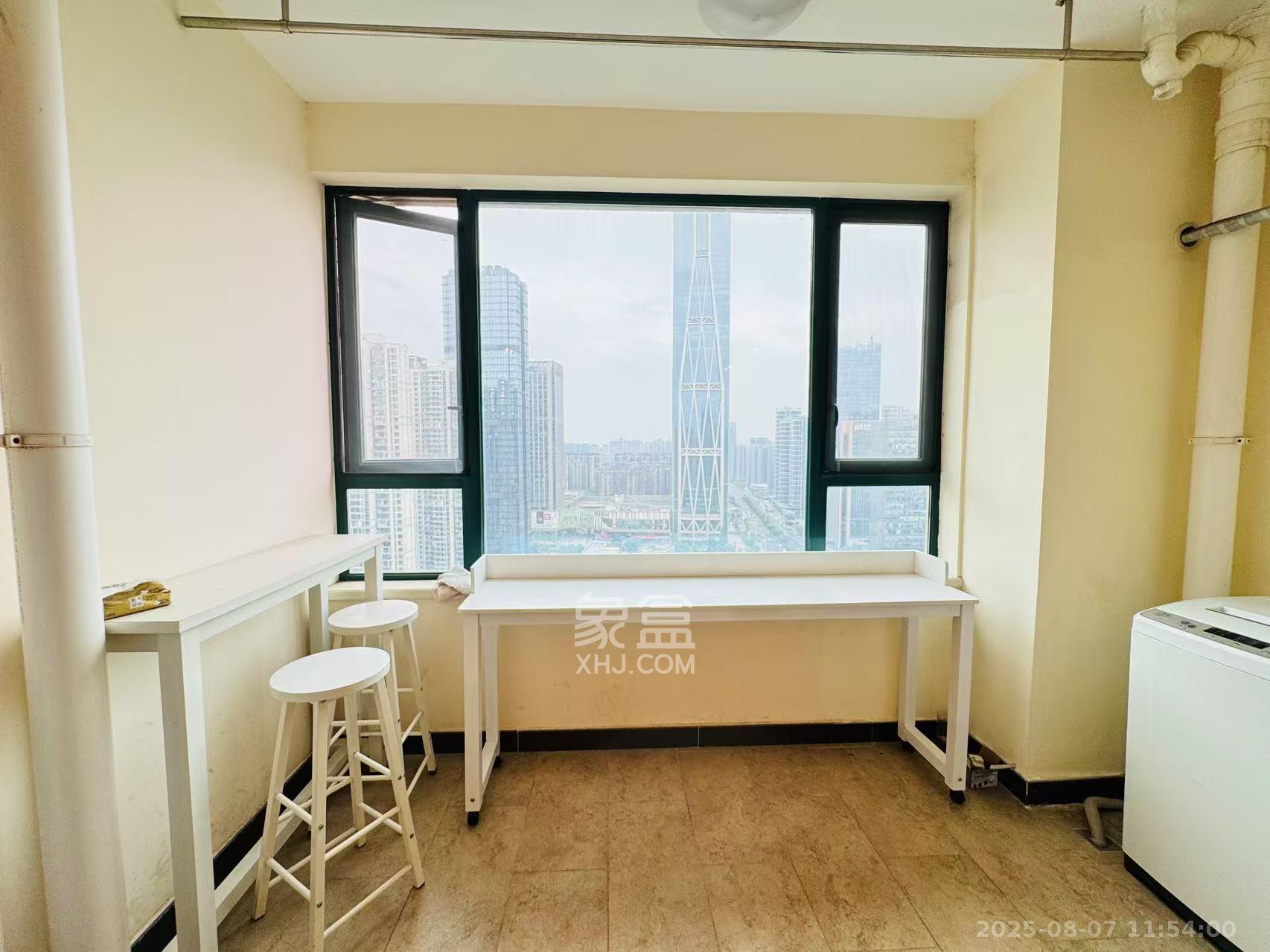 恒大御景湾 1室1厅1卫 1800.0元/月 恒大御景湾 1室1厅1卫 1800.0元/月室内图