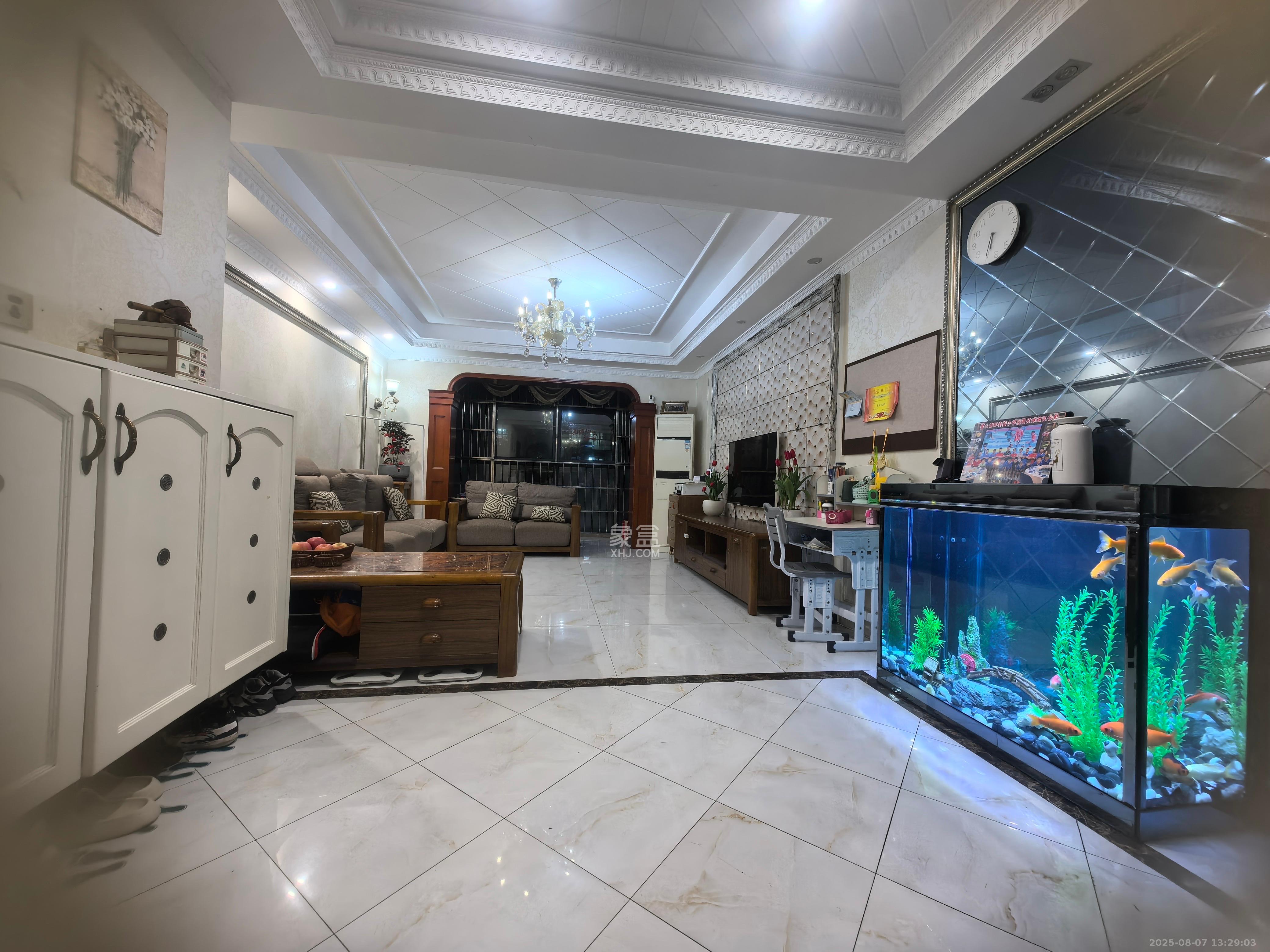 联美品格  3室2厅2卫    2500.0元/月室内图