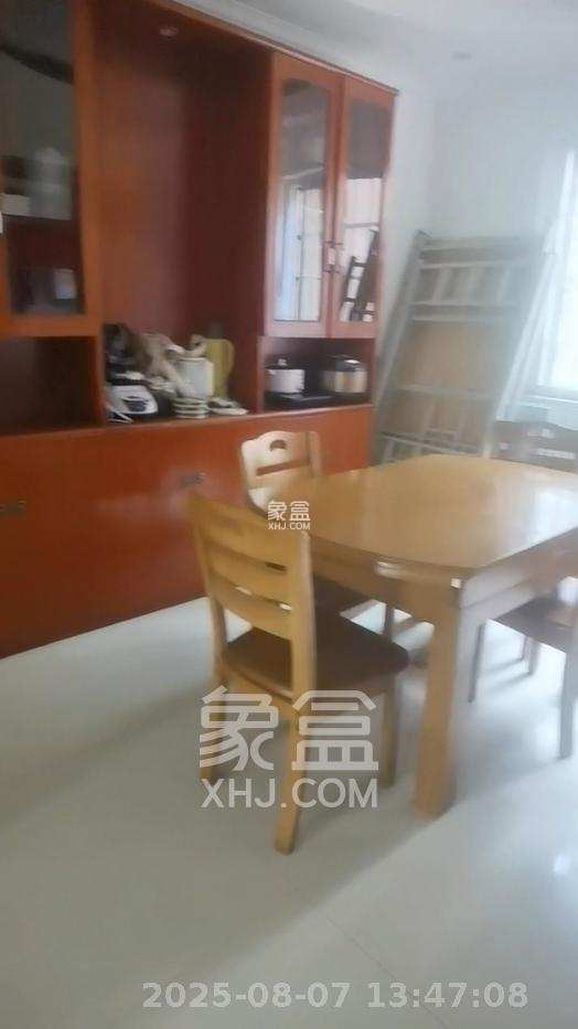 湘府十城(汇财御景湾新寓,汇财国际) 4室2厅2卫 2500.0元/月 湘府十城(汇财御景湾新寓,汇财国际) 4室2厅2卫 2500.0元/月室内图