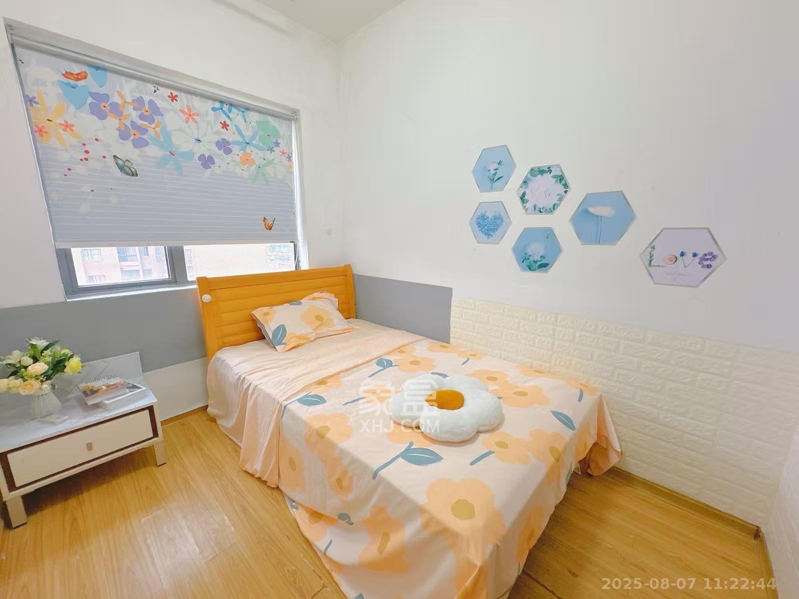 上海城小区 3室2厅1卫 2700.0元/月 上海城小区 3室2厅1卫 2700.0元/月室内图