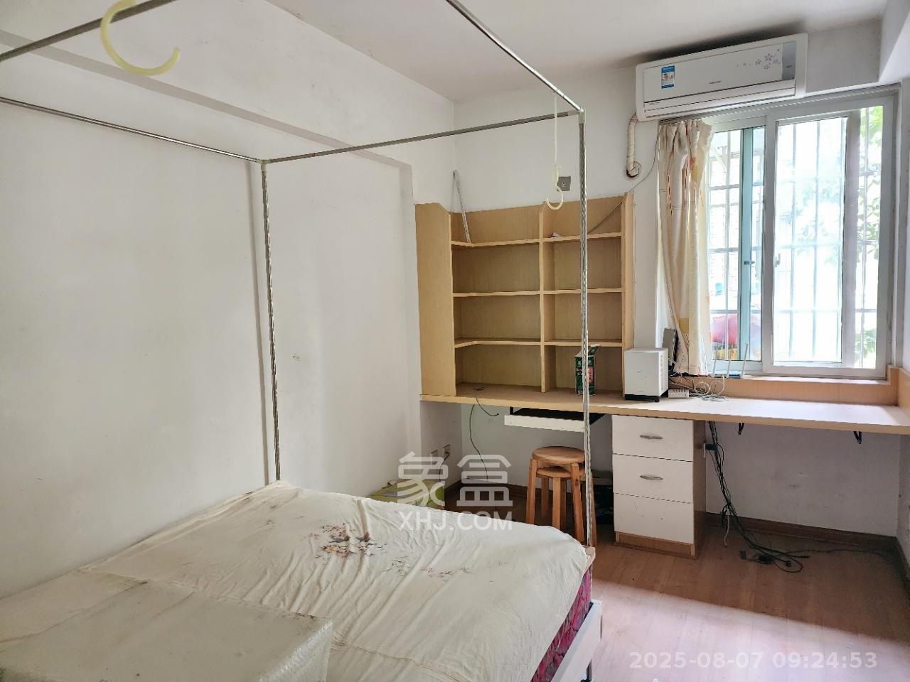 金碧文华  3室2厅2卫    2300.0元/月 金碧文华  3室2厅2卫    2300.0元/月室内图