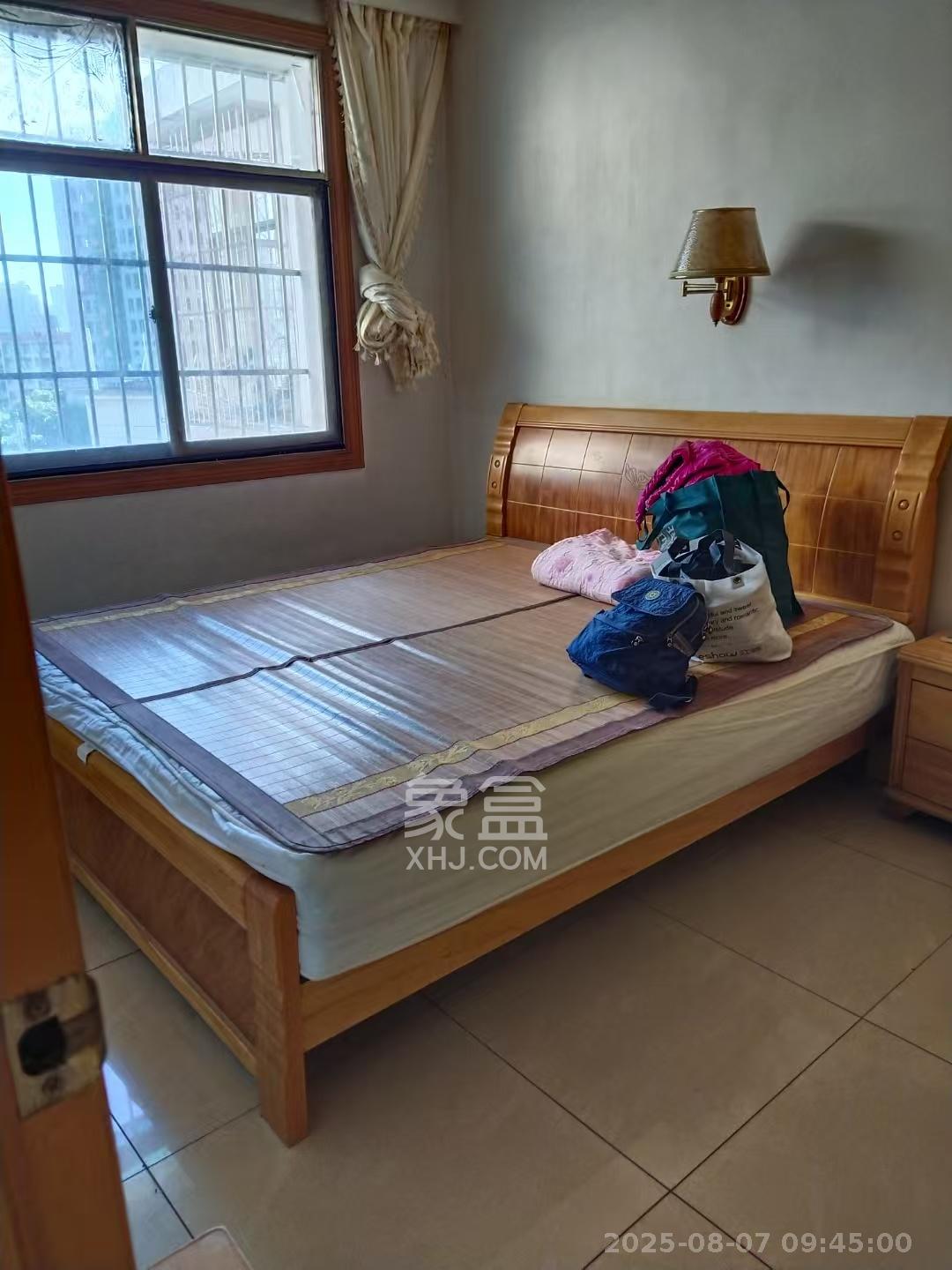 市直属机关宿舍 2室1厅1卫 1400.0元/月 市直属机关宿舍 2室1厅1卫 1400.0元/月室内图