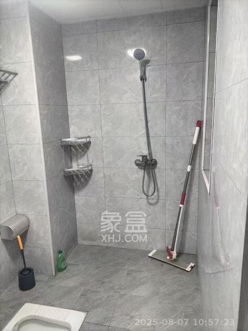 美的翰城  3室2厅1卫    1900.0元/月室内图