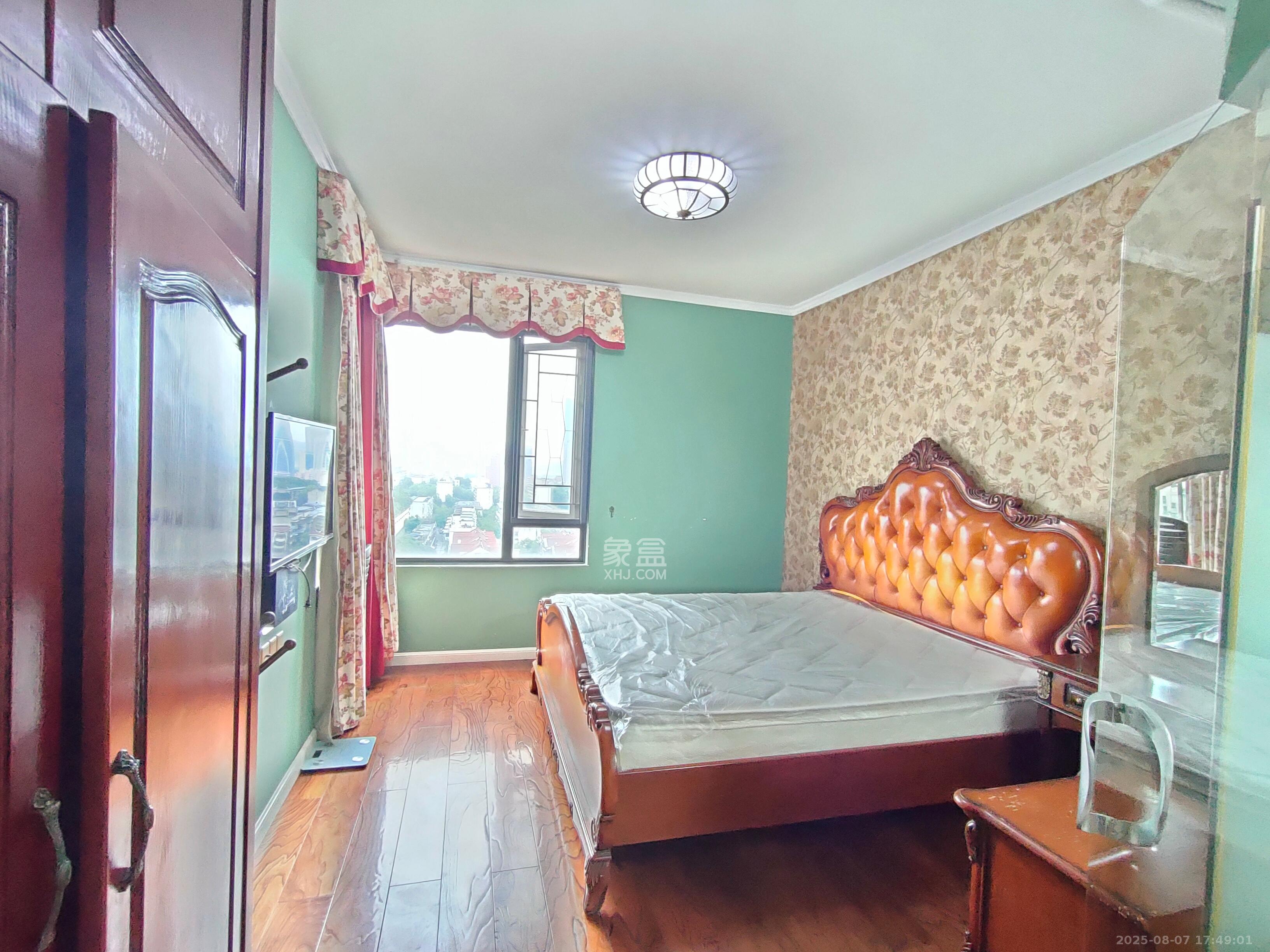 建发汇金国际  3室2厅2卫    4200.0元/月室内图