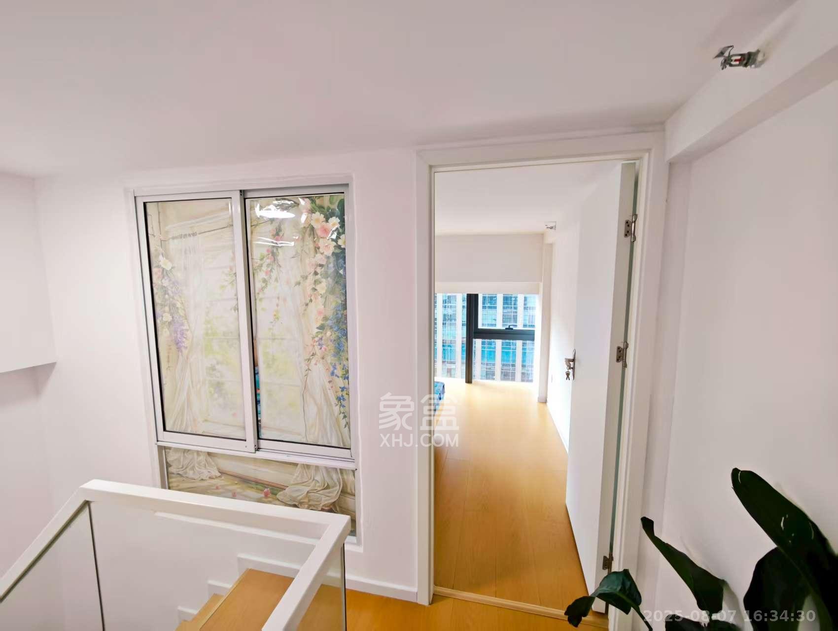 卓越中寰  2室1厅1卫    2600.0元/月 卓越中寰  2室1厅1卫    2600.0元/月室内图