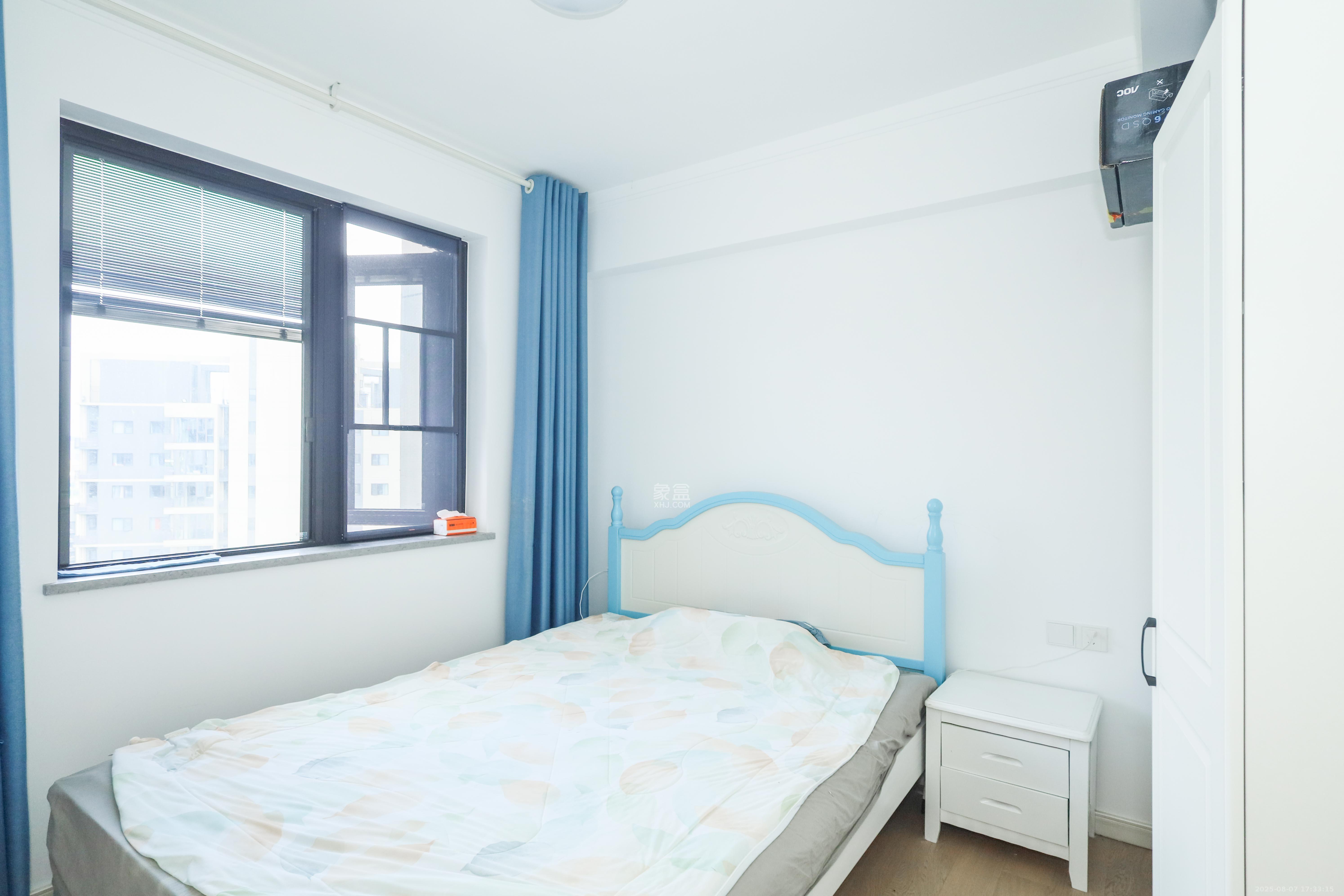 万科金色梦想B区  3室2厅2卫    102.8万 万科金色梦想B区  3室2厅2卫    102.8万卧室