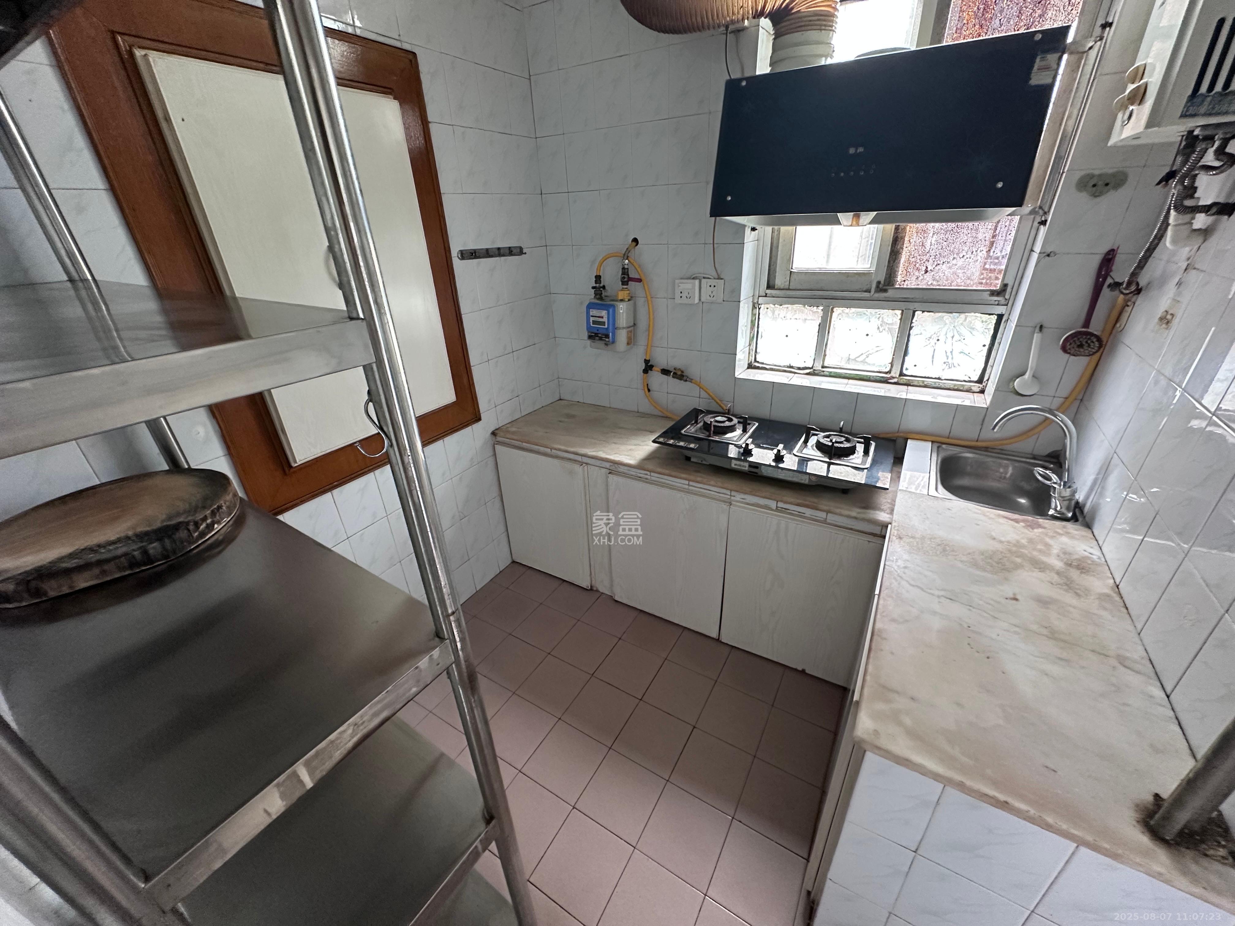 展览馆科协宿舍  2室1厅1卫    2200.0元/月室内图