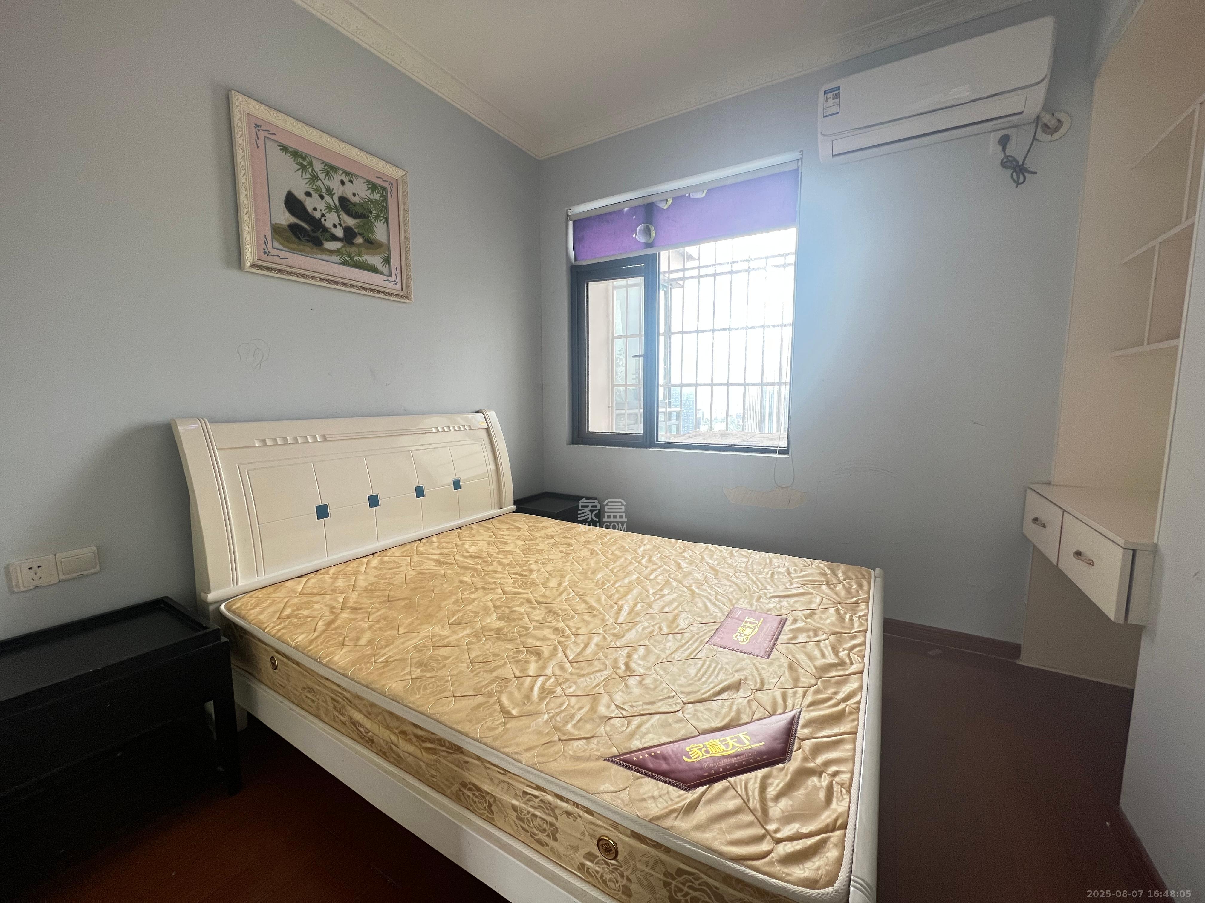 金科东方大院三四期 3室2厅2卫 2800.0元/月 金科东方大院三四期 3室2厅2卫 2800.0元/月室内图