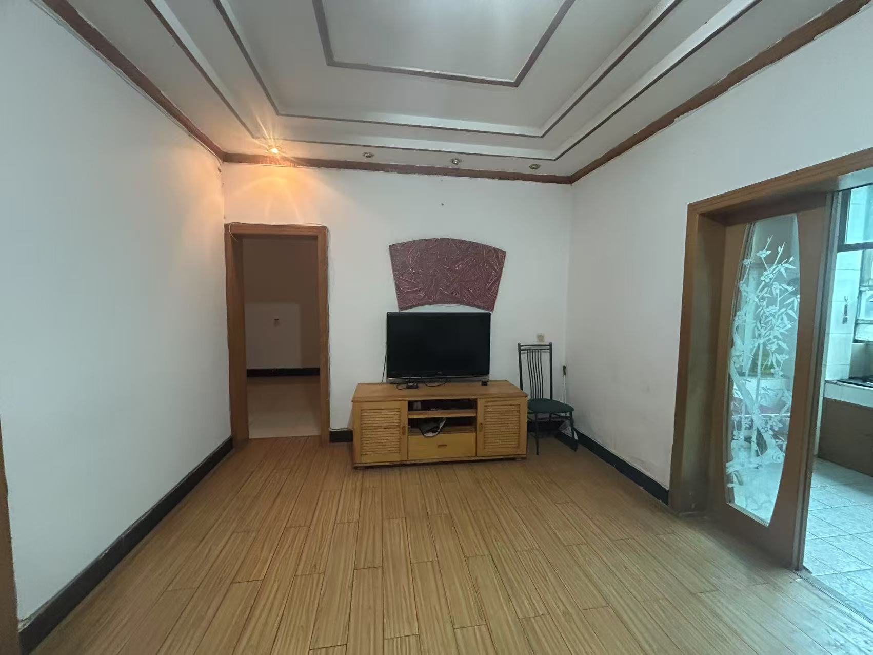 娄底市建筑工程公司家属楼  3室2厅1卫    1000.0元/月室内图