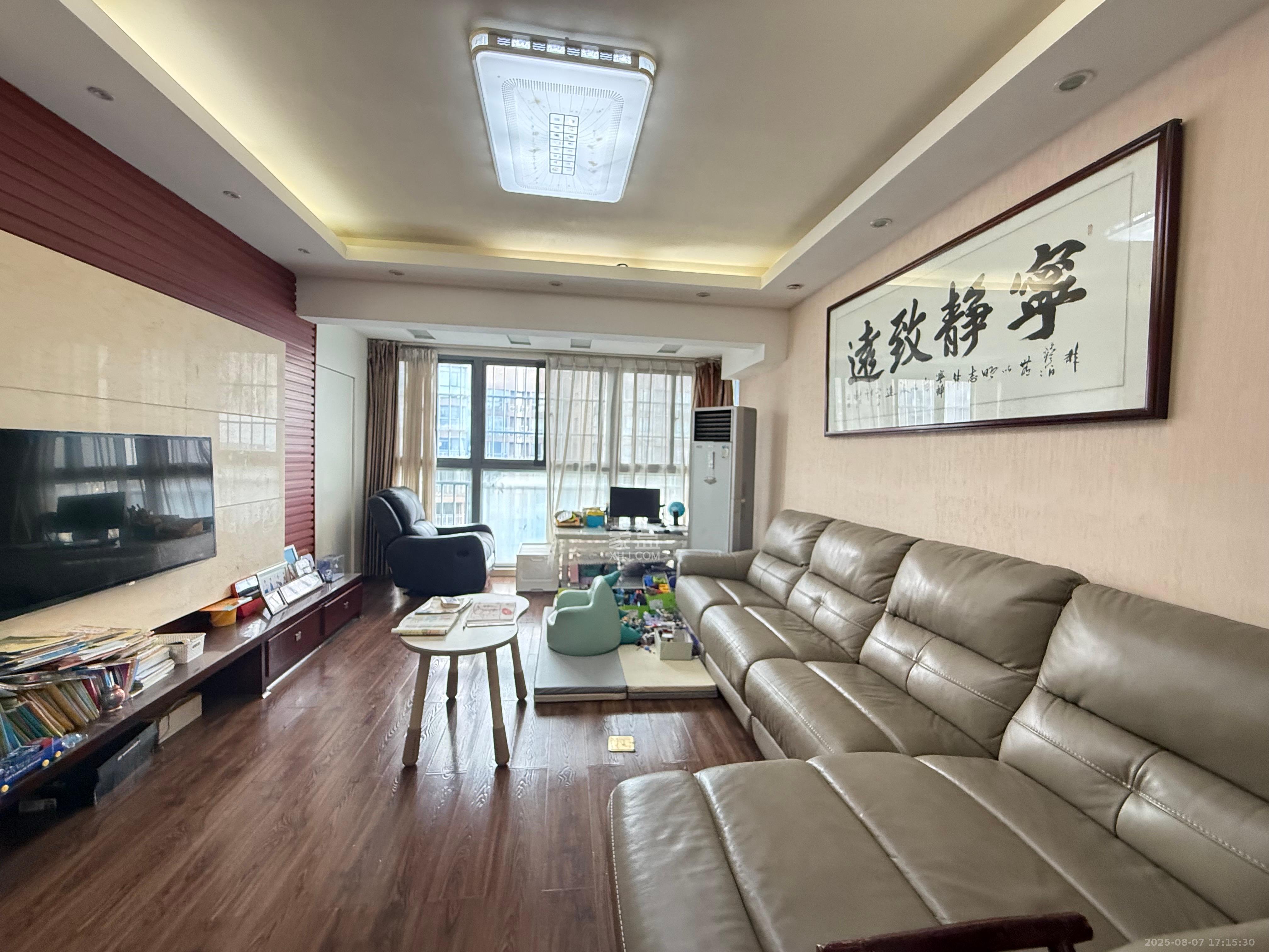 万博汇 3室2厅2卫 4000.0元/月 万博汇 3室2厅2卫 4000.0元/月室内图