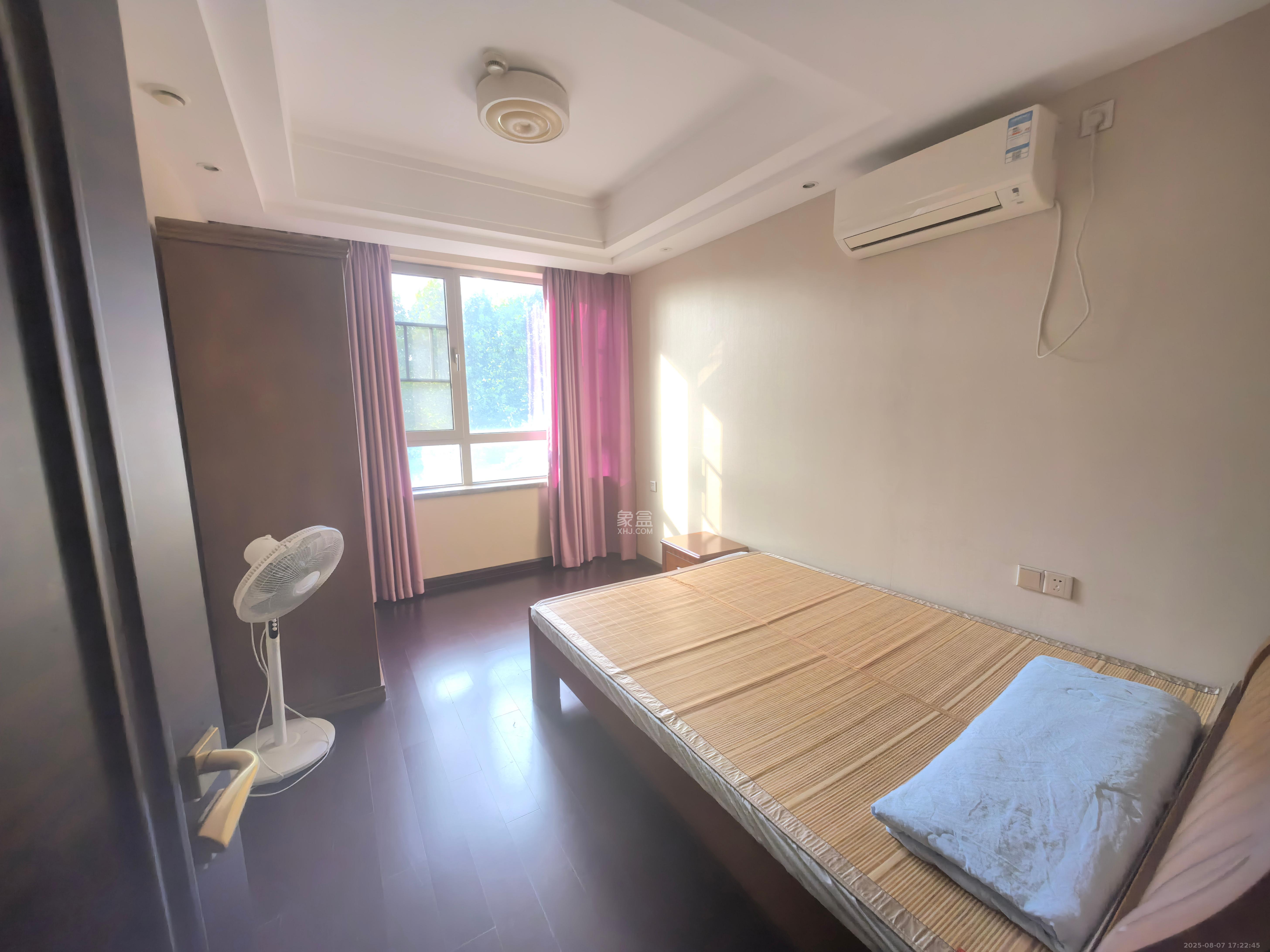 梅溪湖金茂府(金茂广场)(金茂览秀城)  3室2厅2卫    5000.0元/月 梅溪湖金茂府(金茂广场)(金茂览秀城)  3室2厅2卫    5000.0元/月室内图