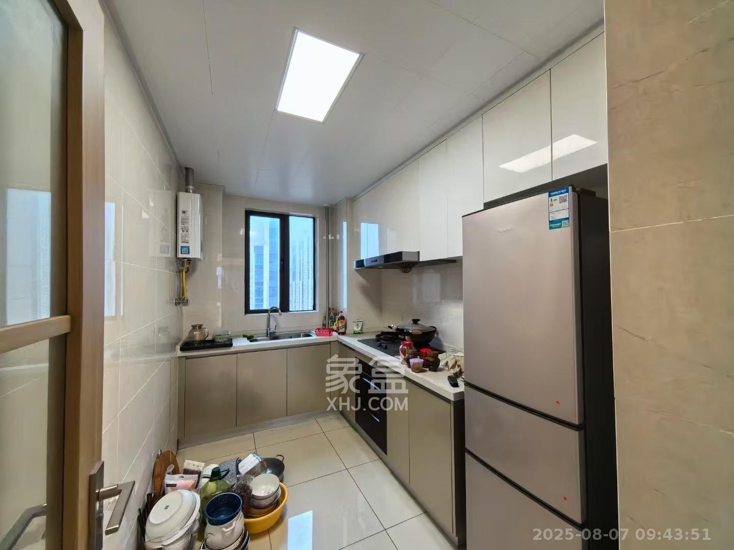 长沙高铁吾悦广场 3室2厅1卫 3500.0元/月 长沙高铁吾悦广场 3室2厅1卫 3500.0元/月室内图