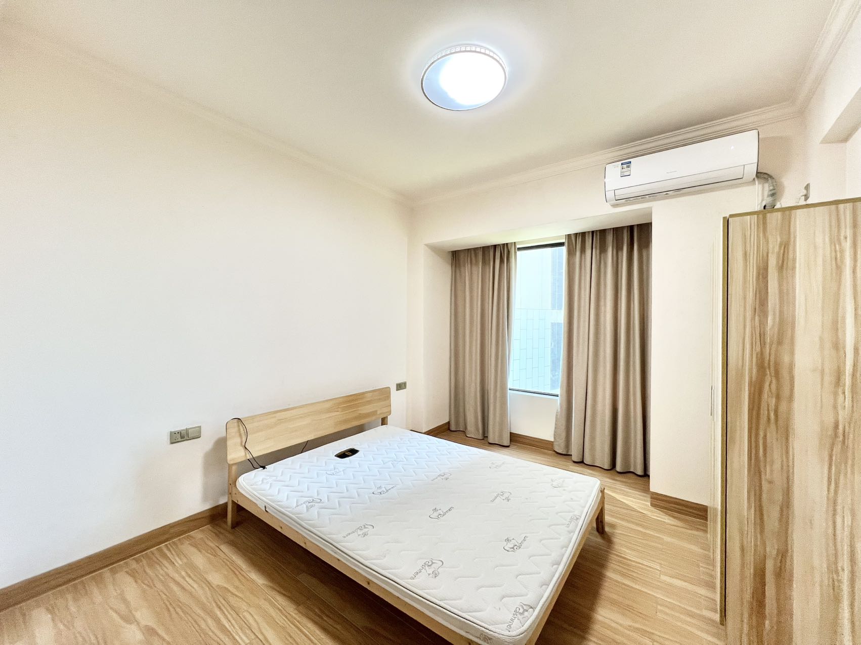 保利中央海岸一二期 4室2厅2卫 256.0万 保利中央海岸一二期 4室2厅2卫 256.0万室内图