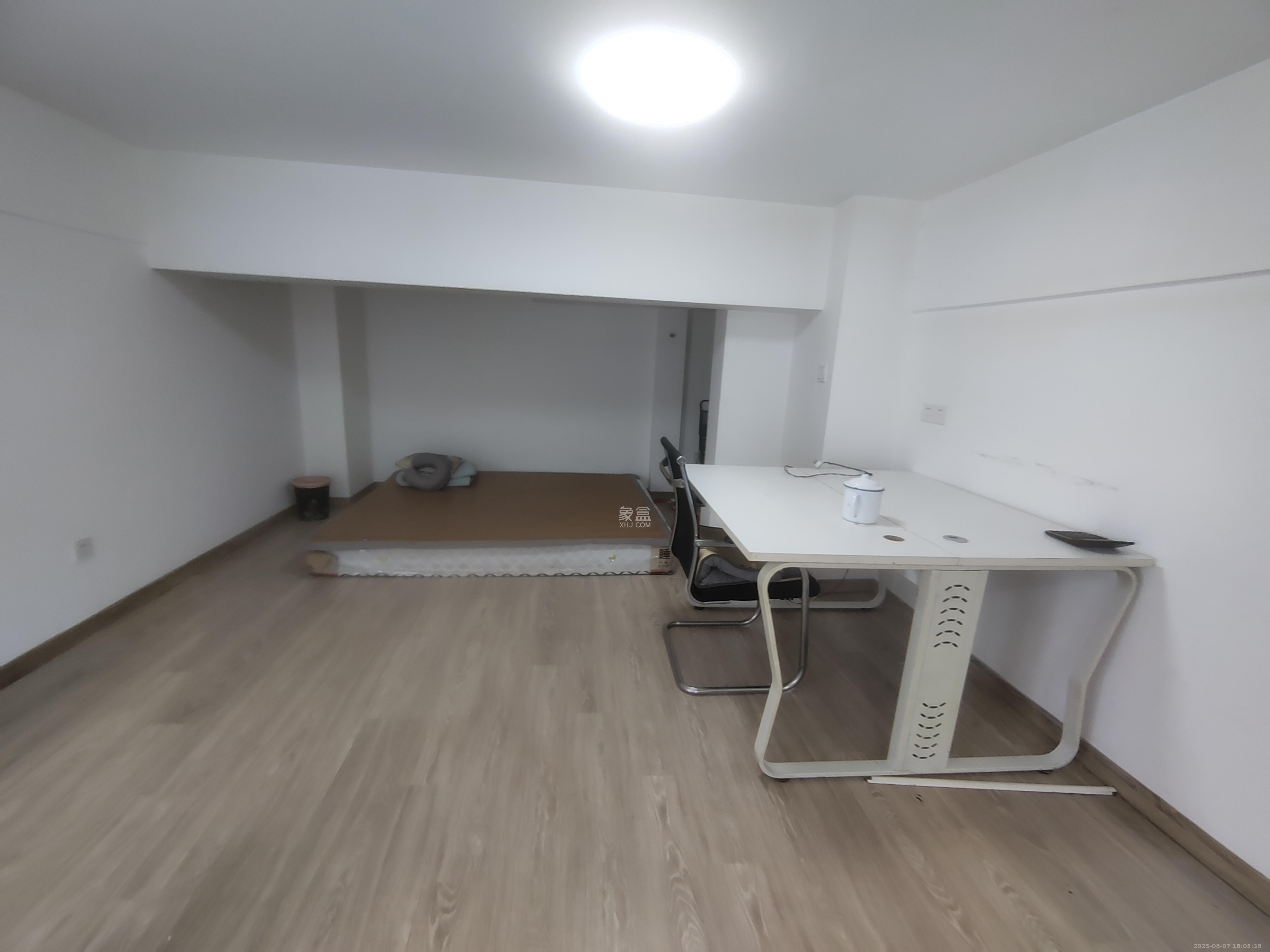 润和滨江府  2室2厅1卫    1500.0元/月 润和滨江府  2室2厅1卫    1500.0元/月室内图