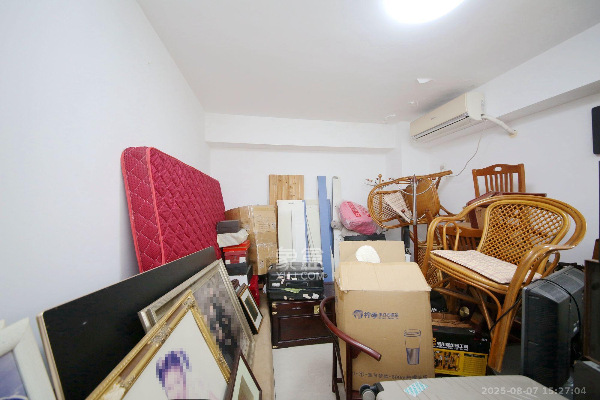 向阳门第 1室1厅1卫 2200.0元/月 向阳门第 1室1厅1卫 2200.0元/月室内图