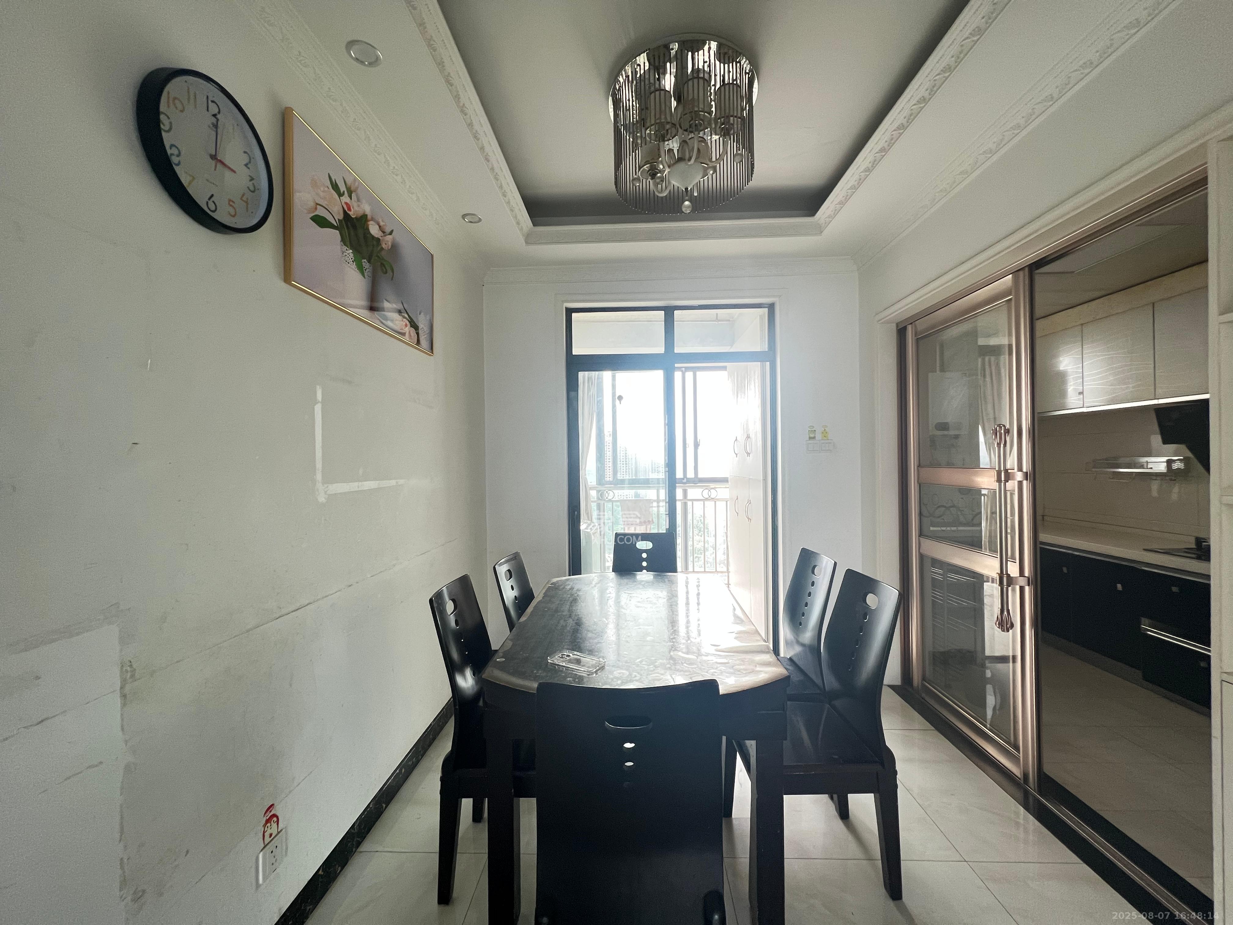 金科东方大院三四期 3室2厅2卫 2800.0元/月 金科东方大院三四期 3室2厅2卫 2800.0元/月室内图