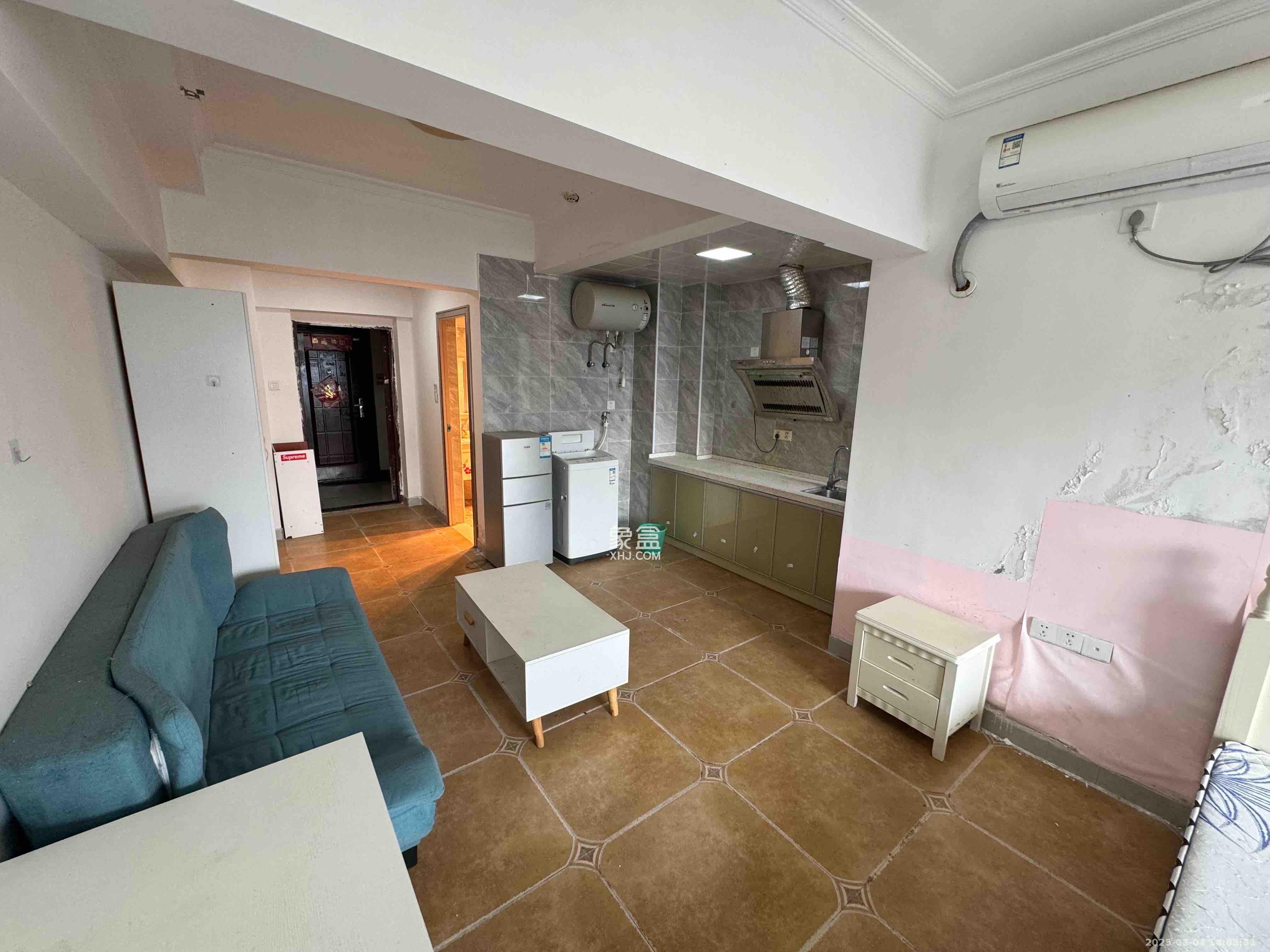 罗马国际公寓  1室1厅1卫    1300.0元/月室内图