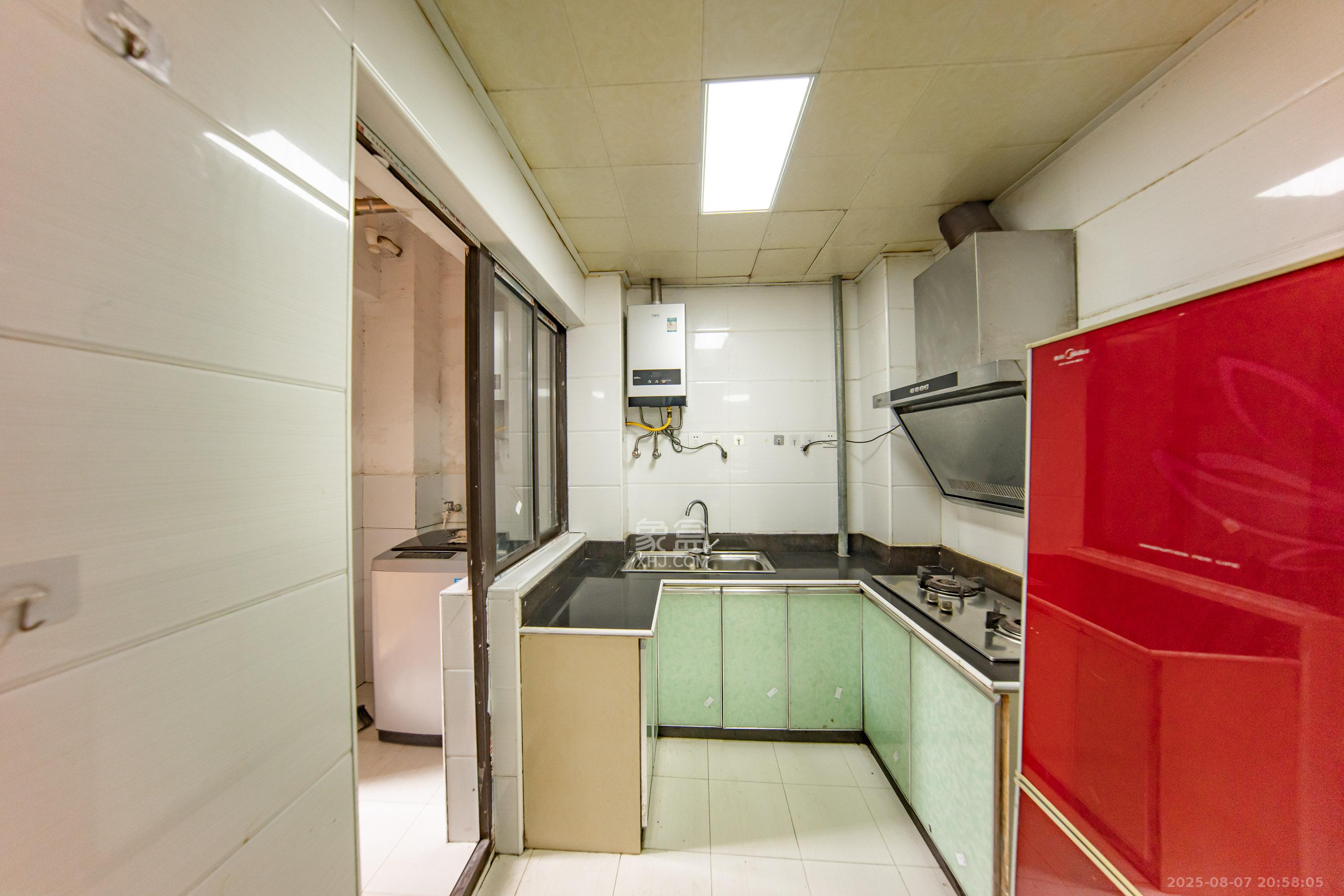 联丰苑  2室2厅1卫    46.0万厨房