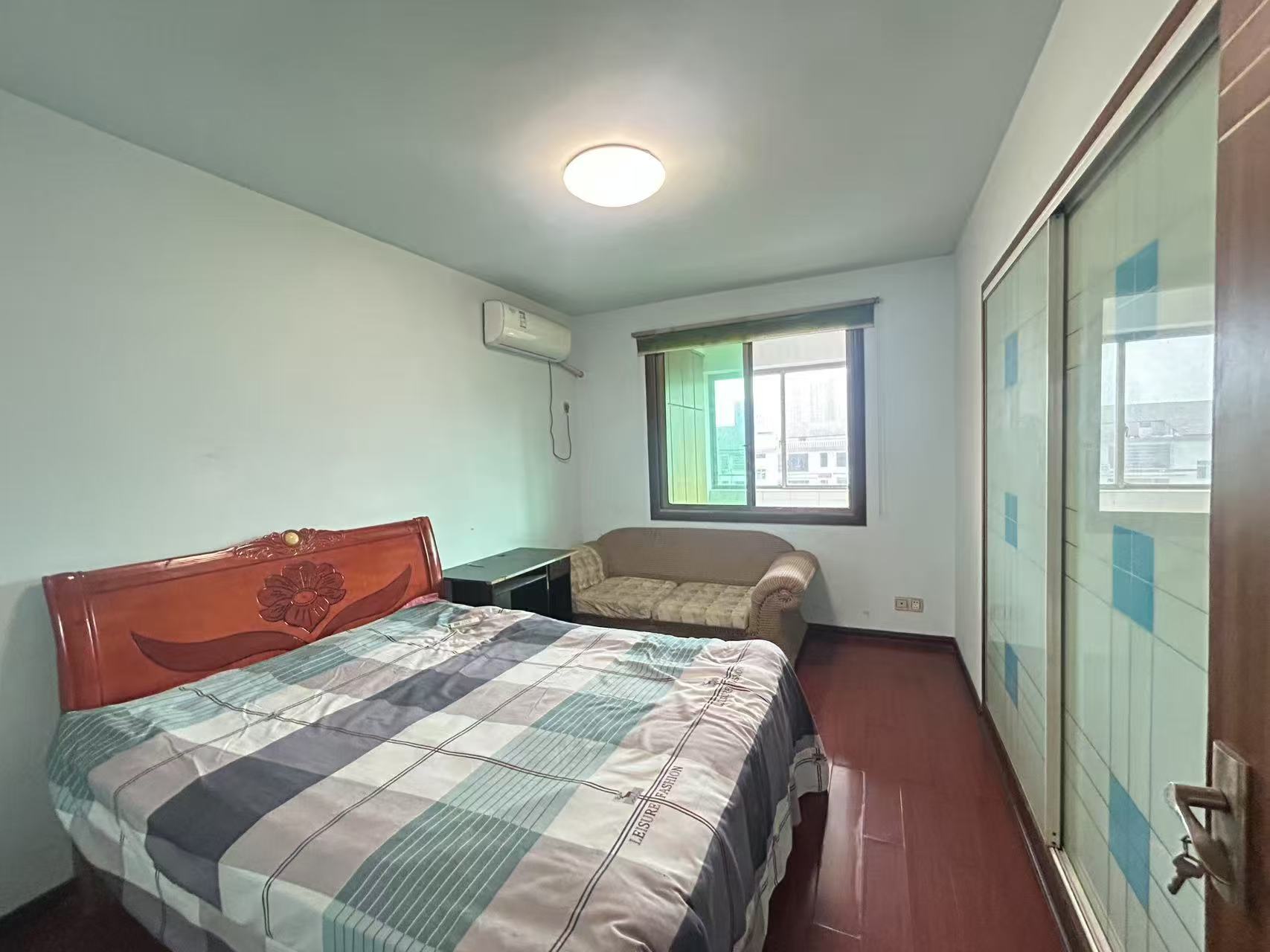 晓园小区 3室2厅2卫 28.8万 晓园小区 3室2厅2卫 28.8万室内图