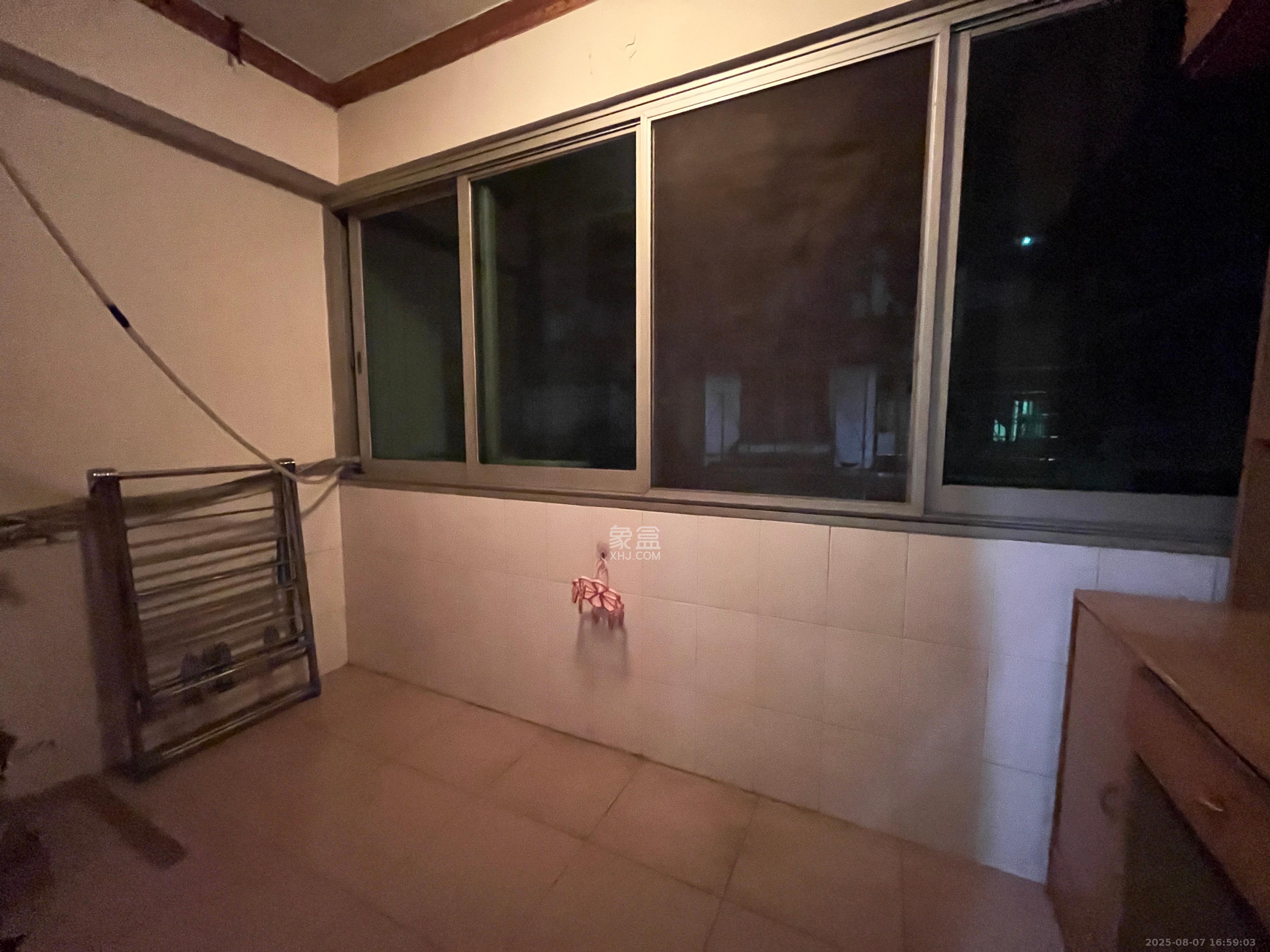 民政局宿舍 1室0厅0卫 1600.0元/月 民政局宿舍 1室0厅0卫 1600.0元/月室内图