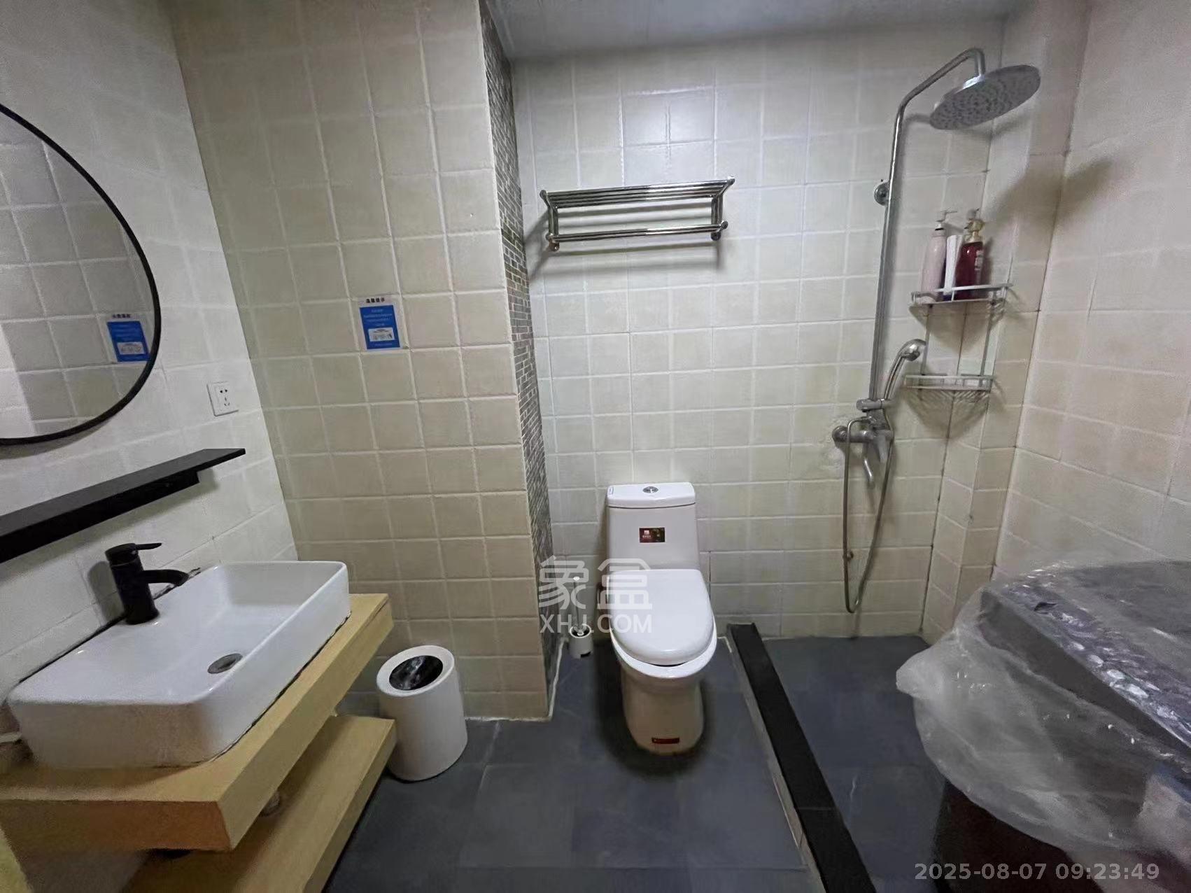 YO领域(领御大厦) 1室1厅1卫 2000.0元/月 YO领域(领御大厦) 1室1厅1卫 2000.0元/月室内图