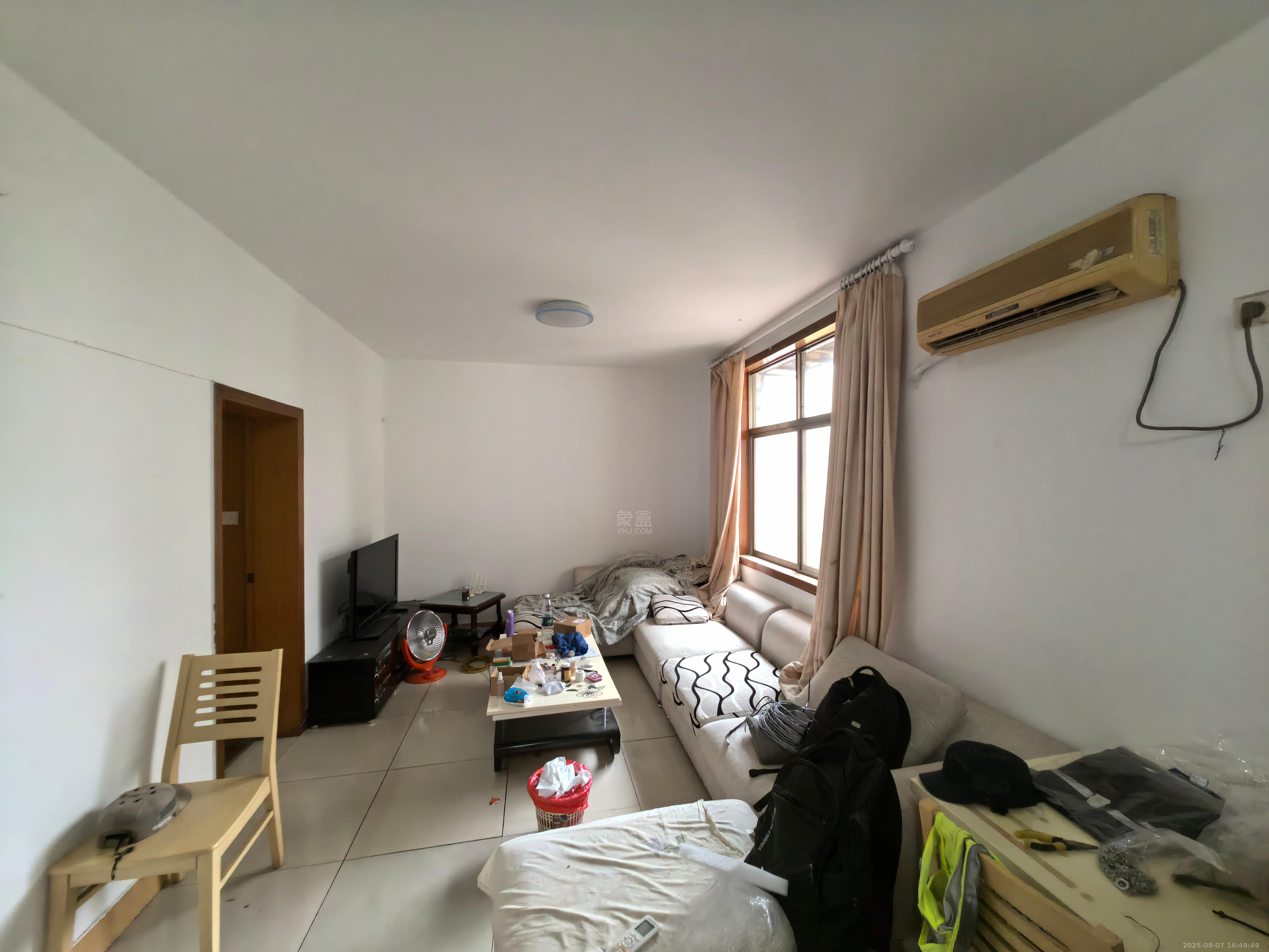 解放一村 2室1厅1卫 1300.0元/月 解放一村 2室1厅1卫 1300.0元/月室内图