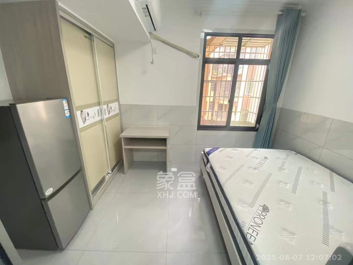 嘉荣苑 2室1厅1卫 1100.0元/月 嘉荣苑 2室1厅1卫 1100.0元/月室内图