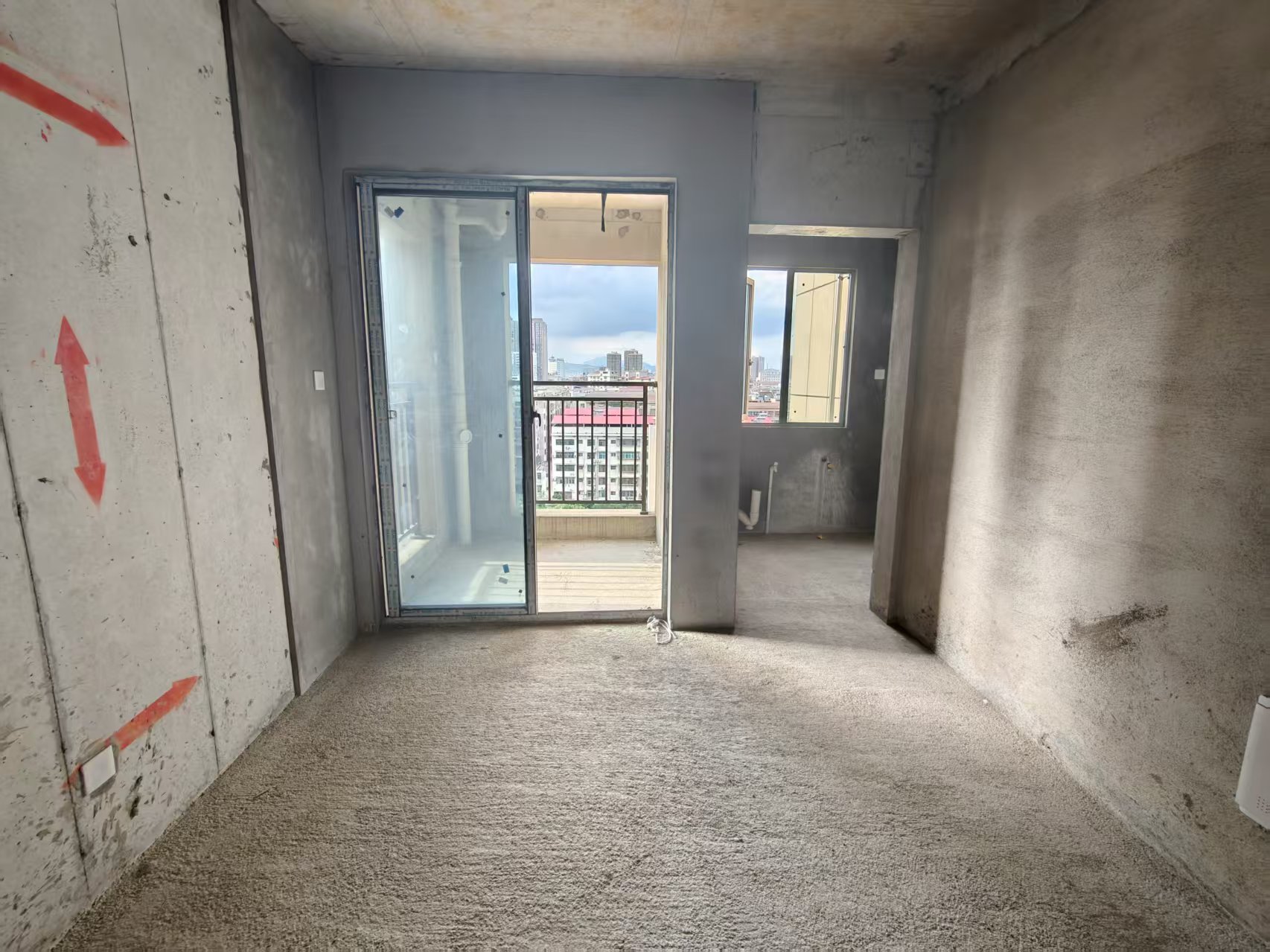 鑫湘悦璟台 3室2厅2卫 70.0万 鑫湘悦璟台 3室2厅2卫 70.0万客厅