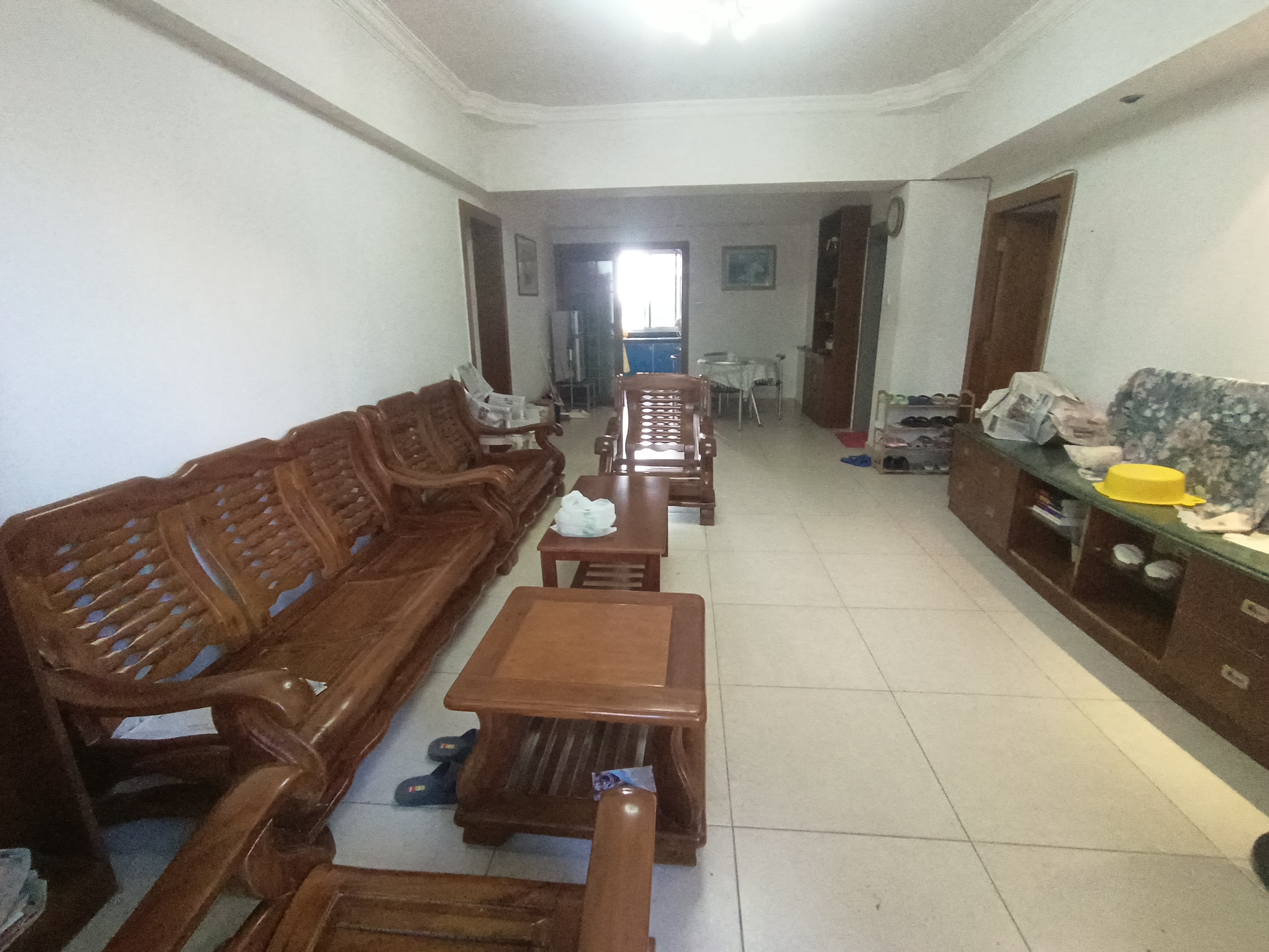 龙珠新城 3室2厅1卫 105.0万 龙珠新城 3室2厅1卫 105.0万客厅