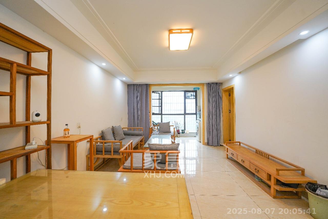 绿地新都会  2室2厅1卫   2000.00元/月室内图1