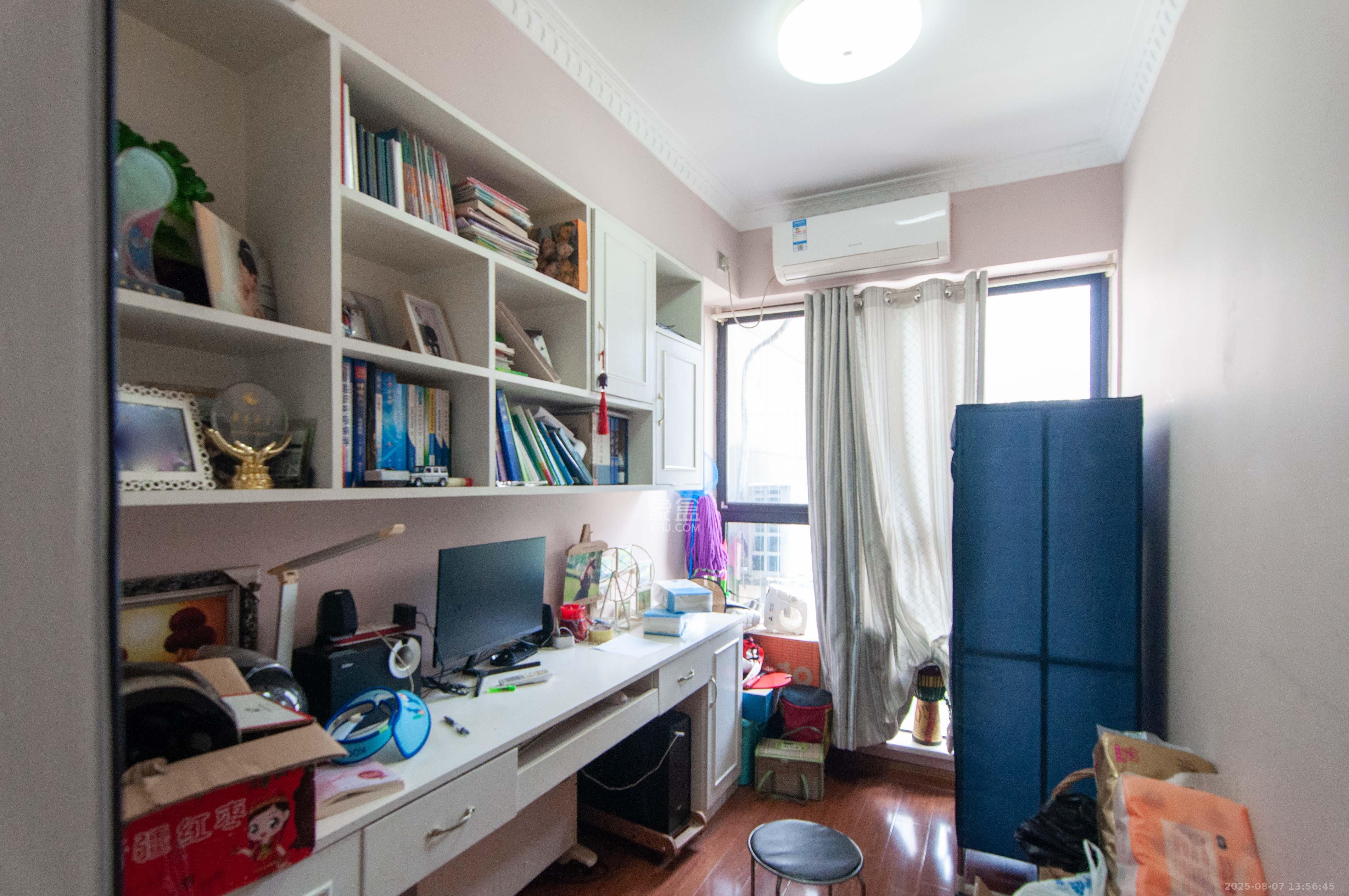 湘腾琴岛  4室2厅2卫    135.0万其他