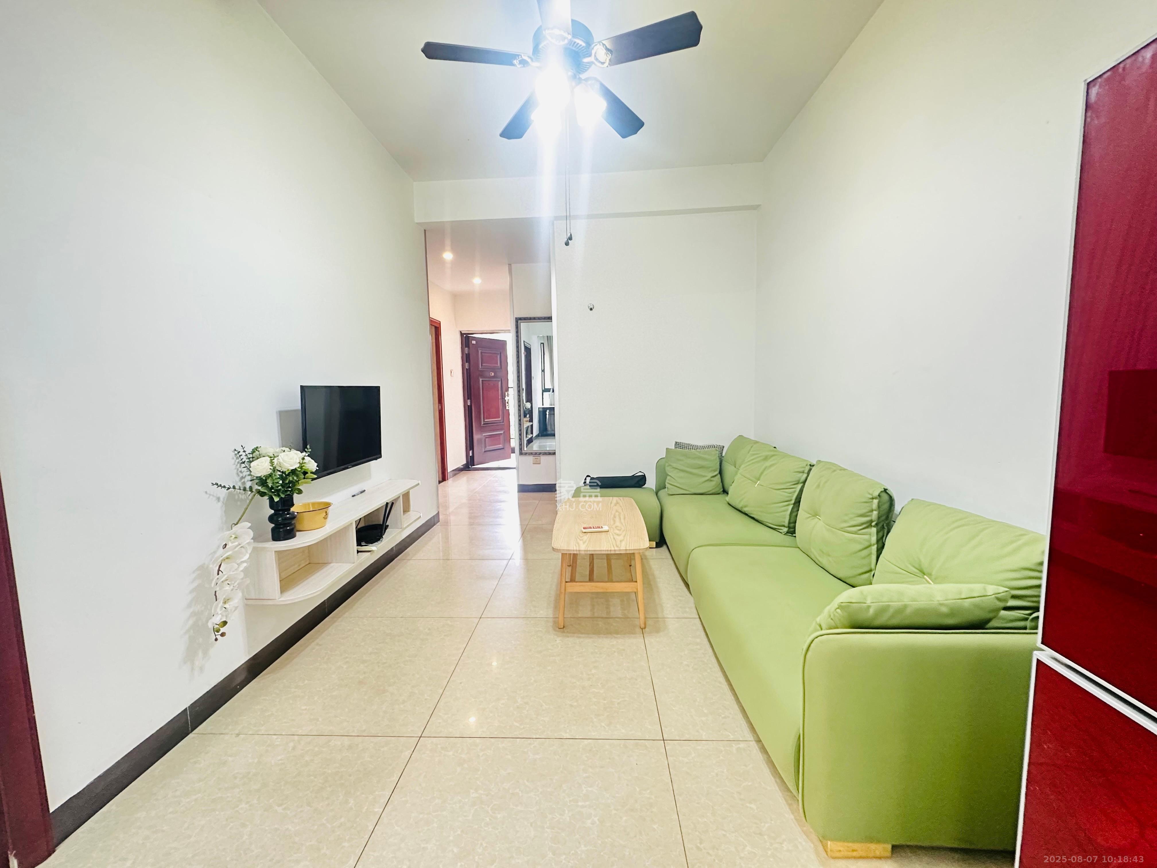 泊爱蓝湾 1室1厅1卫 2200.0元/月 泊爱蓝湾 1室1厅1卫 2200.0元/月室内图