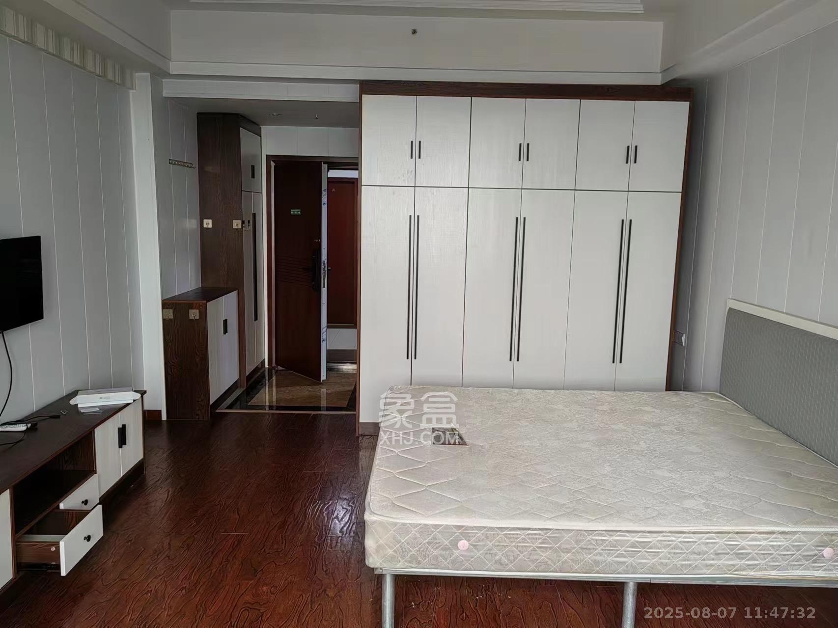 天元涉外景园B区 1室1厅1卫 1400.0元/月 天元涉外景园B区 1室1厅1卫 1400.0元/月室内图