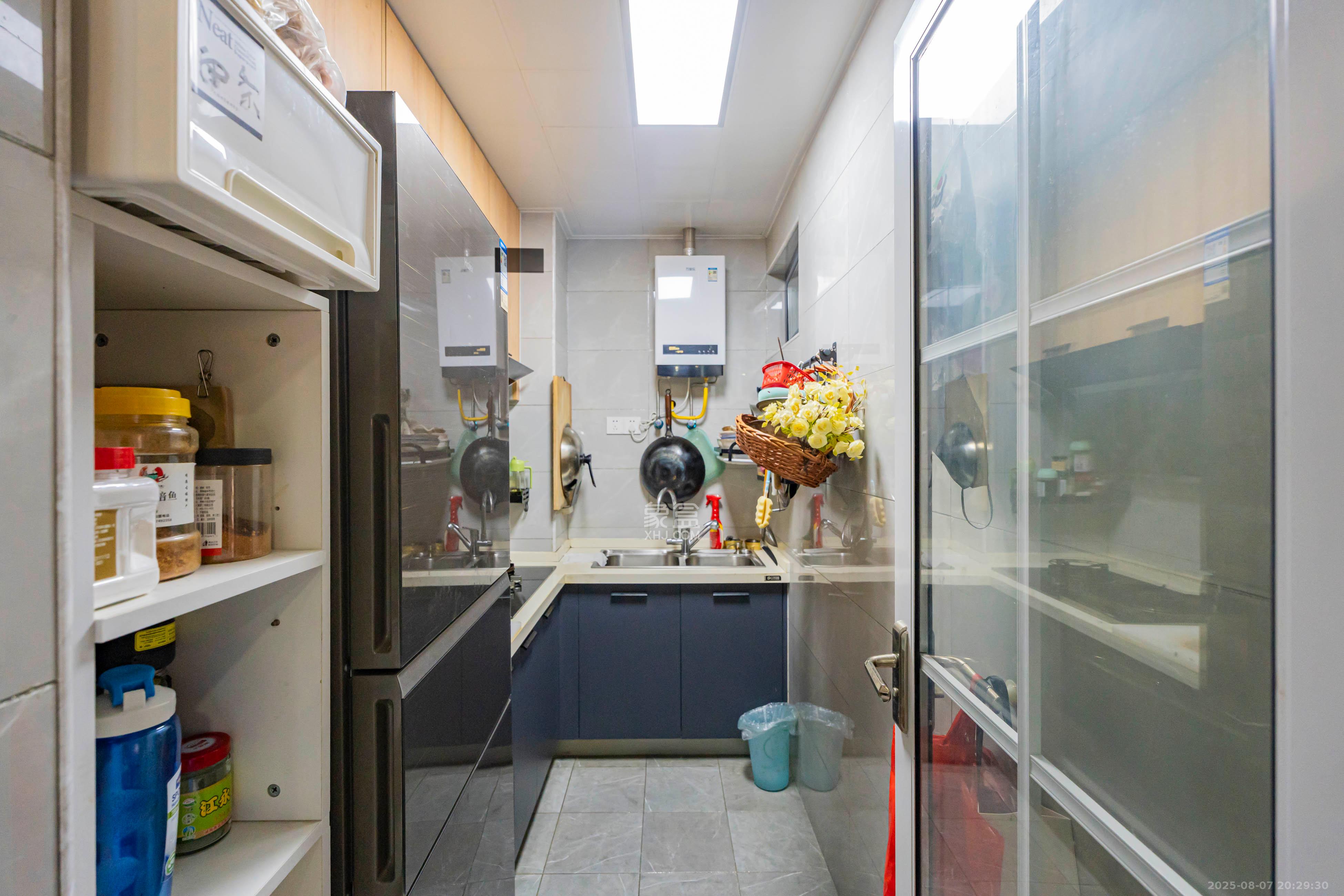 尚上美寓  2室2厅1卫    74.5万厨房