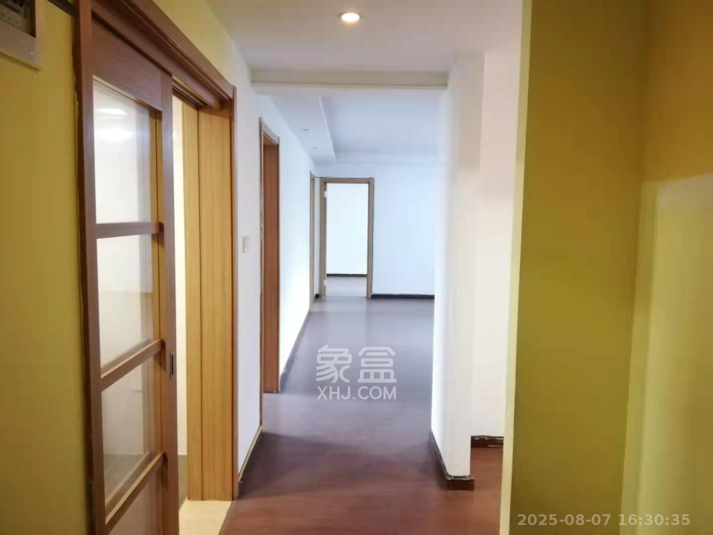 万科魅力之城非凡里 3室2厅2卫 2500.0元/月 万科魅力之城非凡里 3室2厅2卫 2500.0元/月室内图