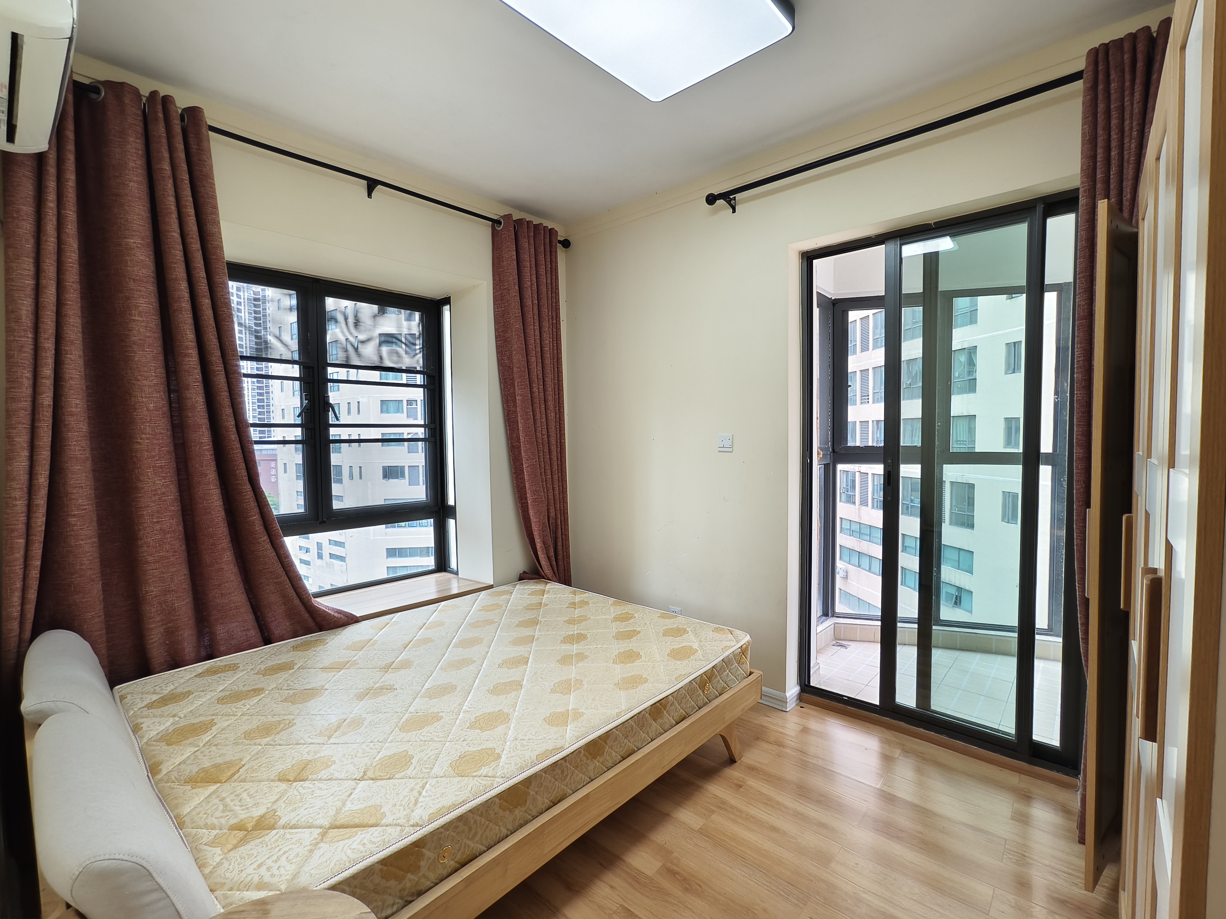 国兴城(C区) 3室2厅1卫 4000.00元/月 国兴城(C区) 3室2厅1卫 4000.00元/月室内图