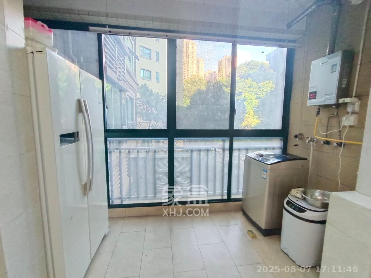 恒大城 4室2厅2卫 3000.0元/月 恒大城 4室2厅2卫 3000.0元/月室内图