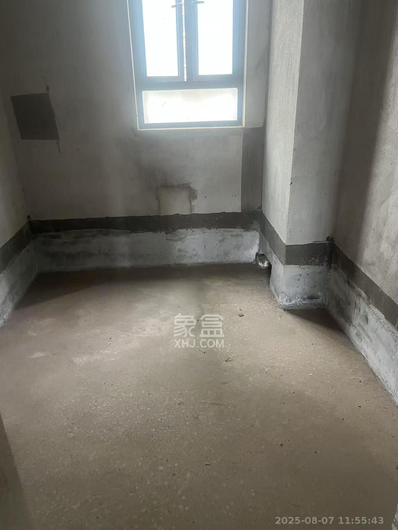 碧桂园南城首府（东宸林海）  4室2厅1卫   2000.00元/月室内图