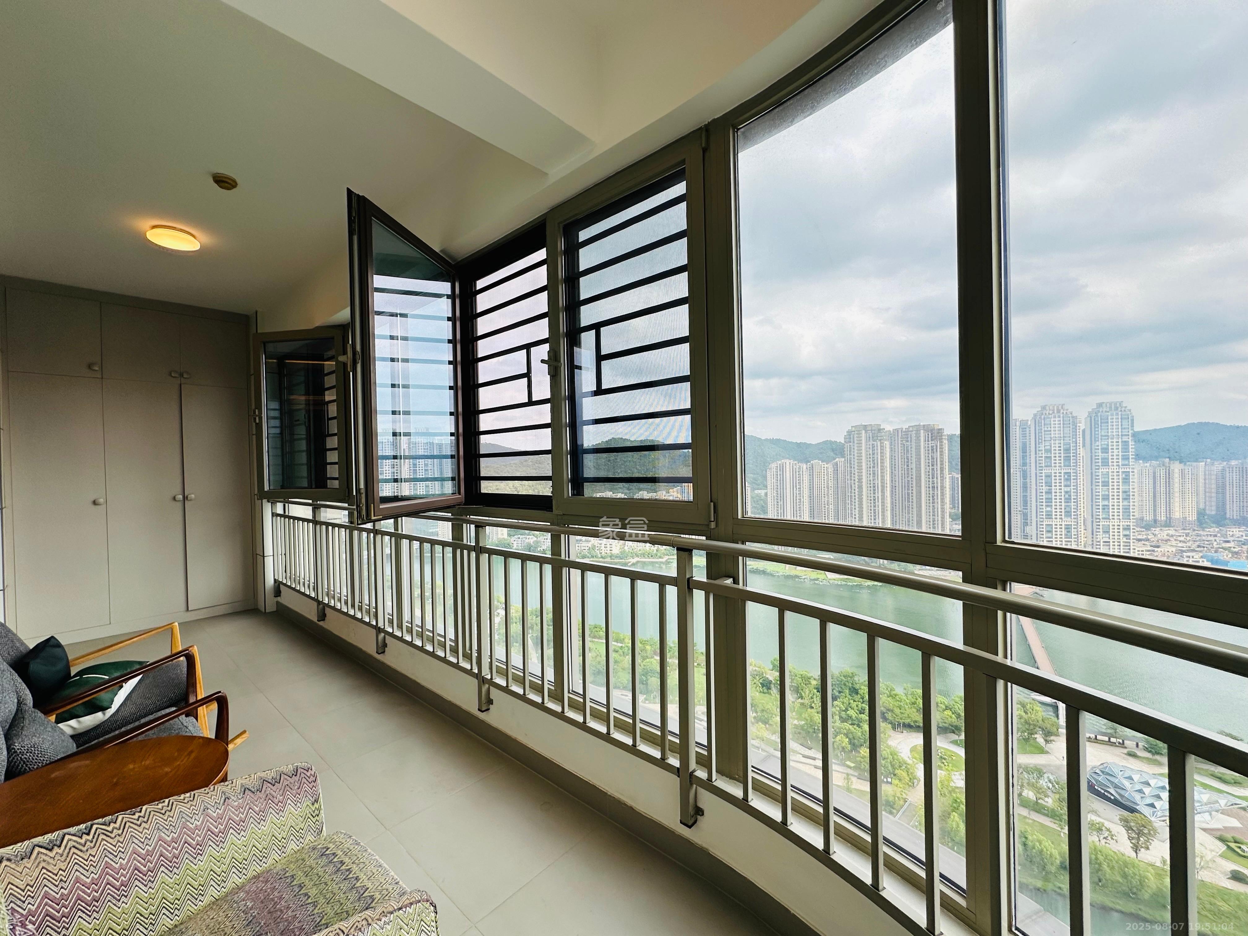 梅溪湖金茂府（金茂广场）（金茂览秀城）  5室2厅3卫    15000.0元/月室内图