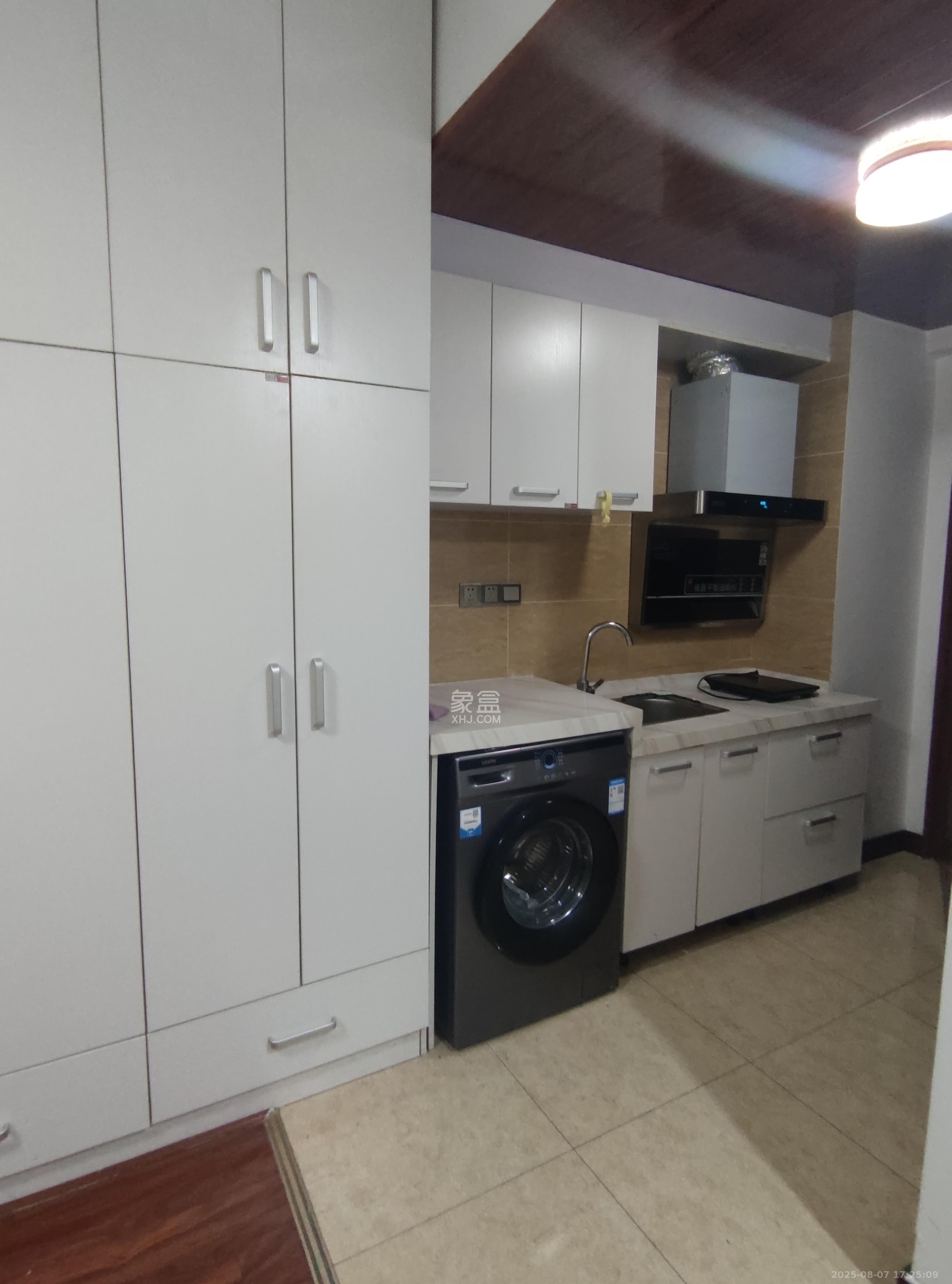 恒大金都(华瑞金都) 1室0厅0卫 1400.0元/月 恒大金都(华瑞金都) 1室0厅0卫 1400.0元/月室内图