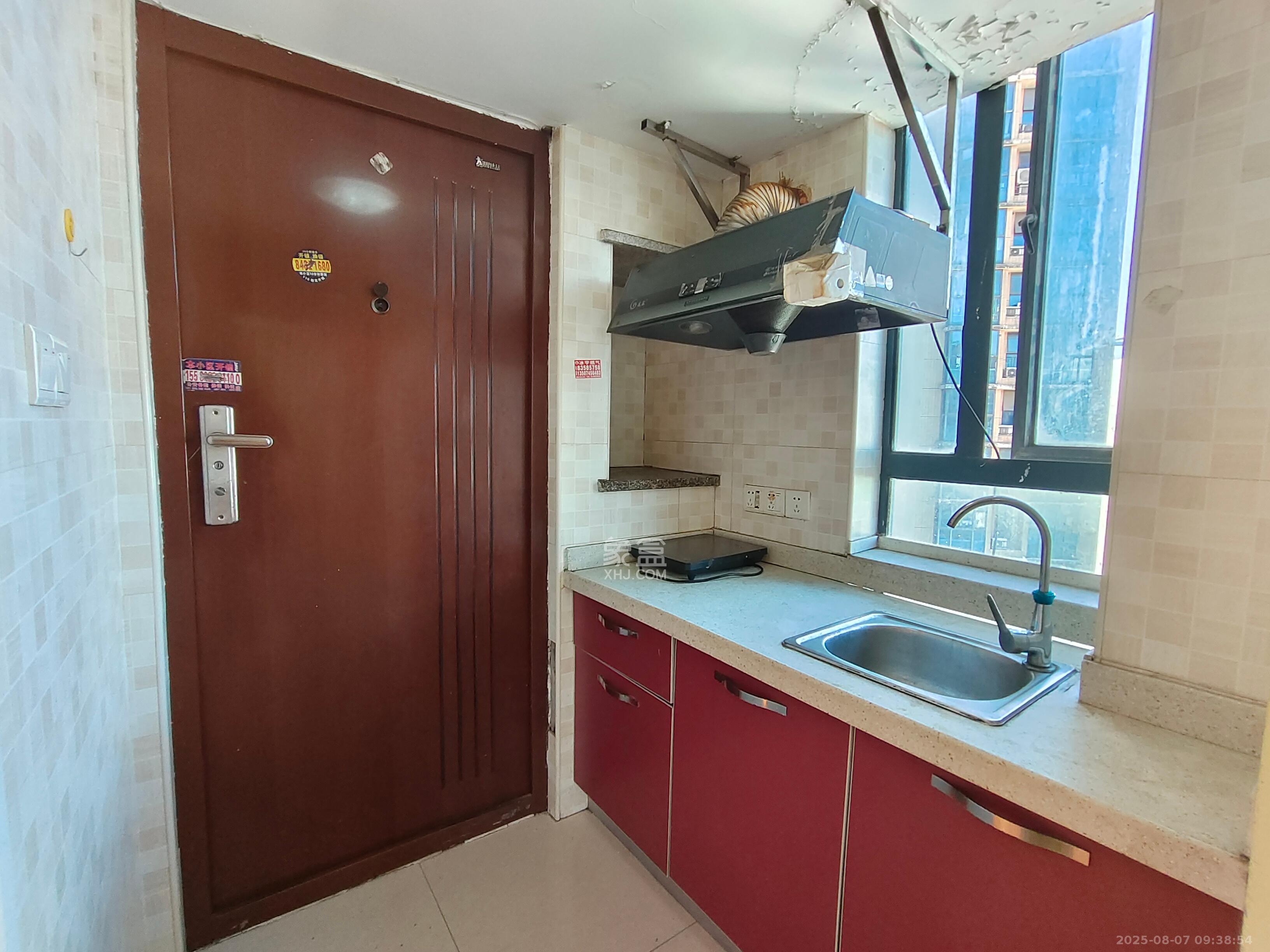 融圣国际  1室1厅1卫    1200.0元/月 融圣国际  1室1厅1卫    1200.0元/月室内图